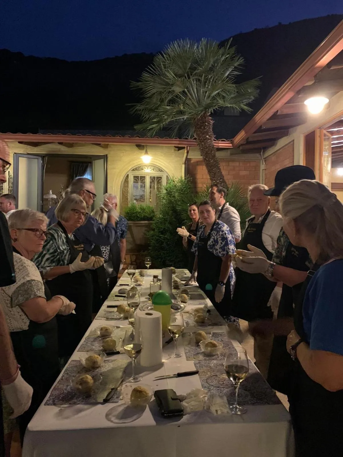 Restaurant/places to eat in Hotel La Playa Blanca