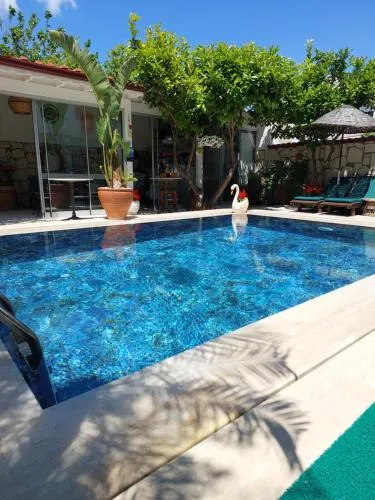 BADEMİÇİ OTEL
