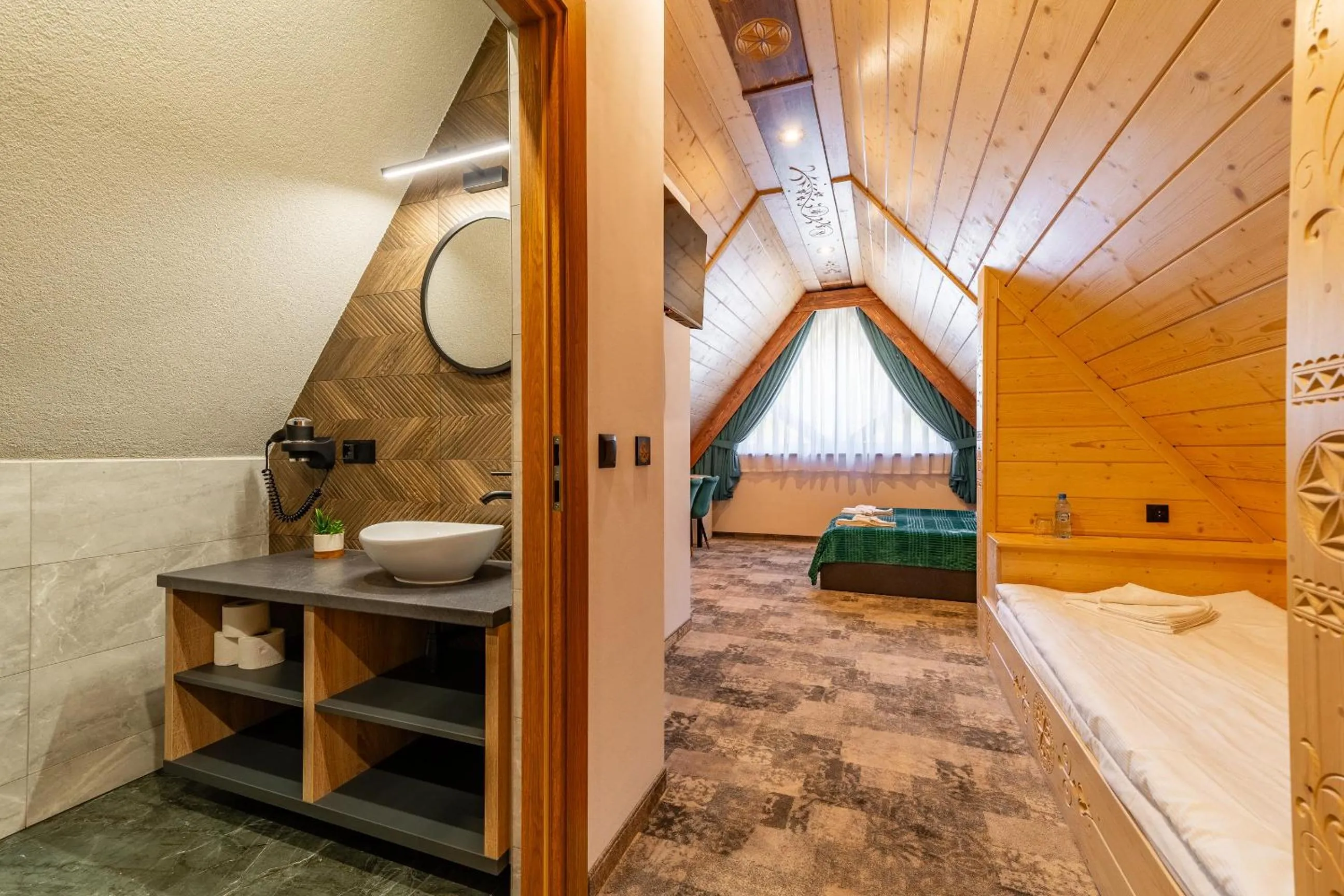 Bed in Willa Folk Prestige