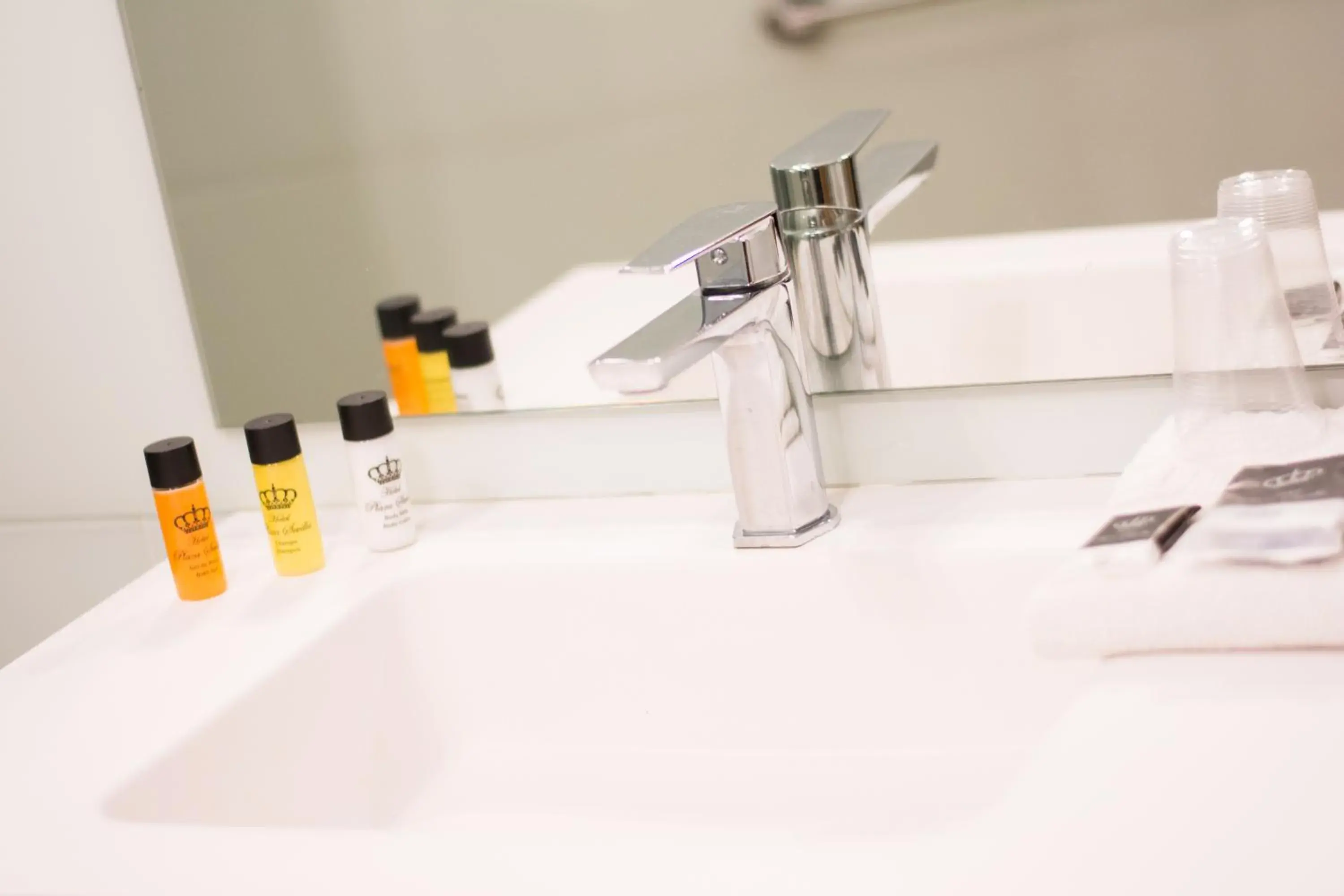 Twin Room in Hotel Plaza Twin Room in Hotel Plaza