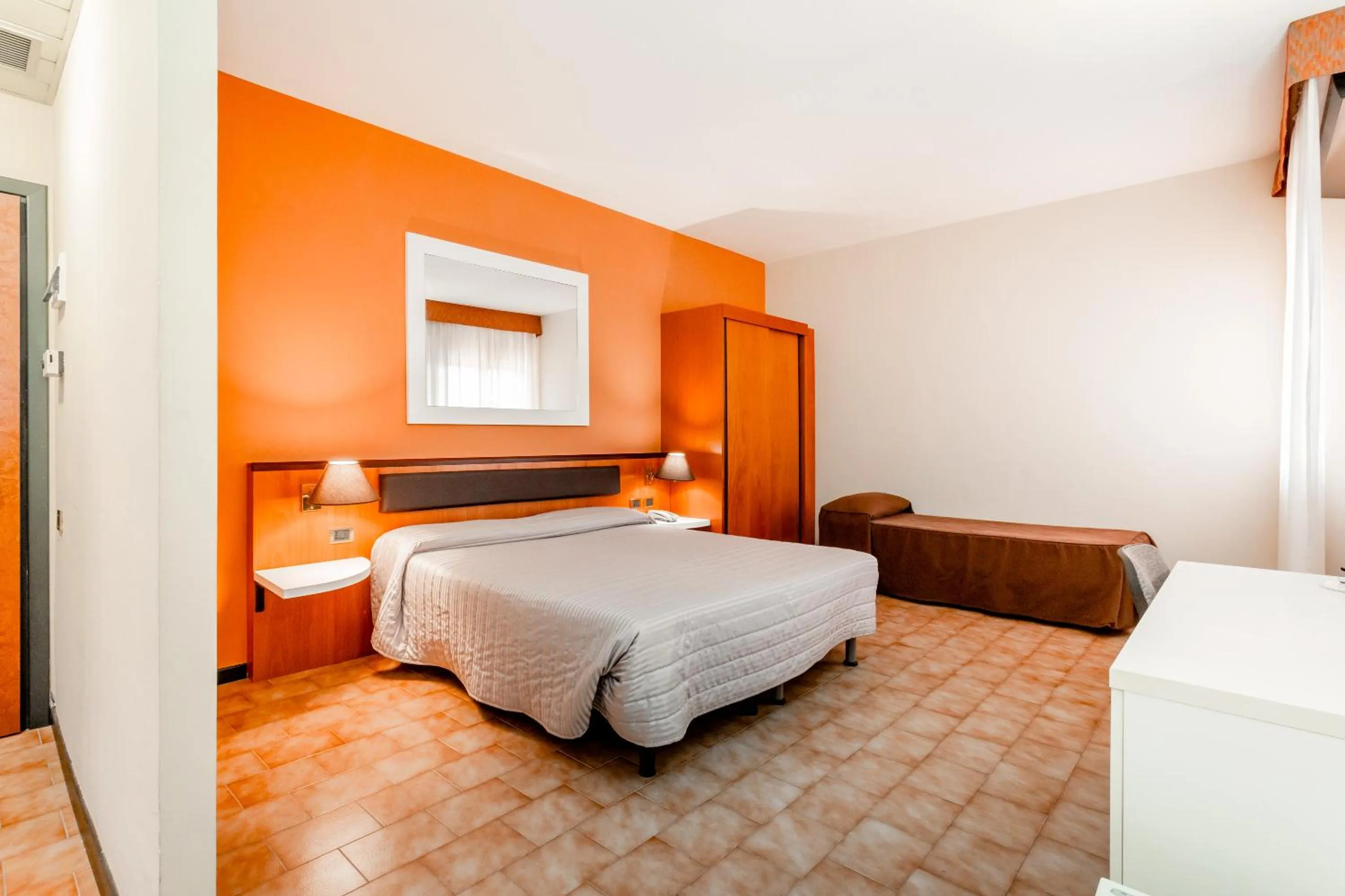 Bed in RHI Porta Bologna