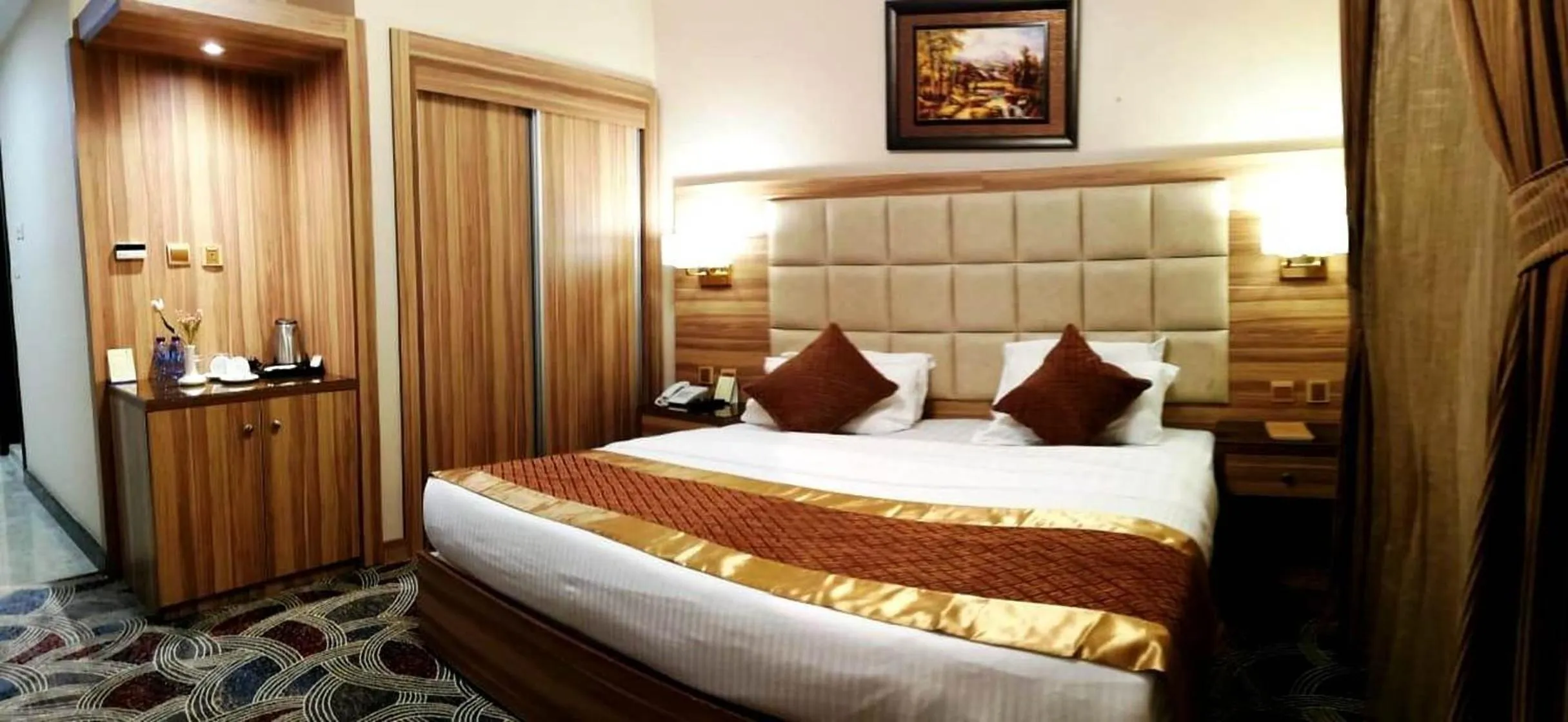 Bed in Roshan Al Azhar Hotel