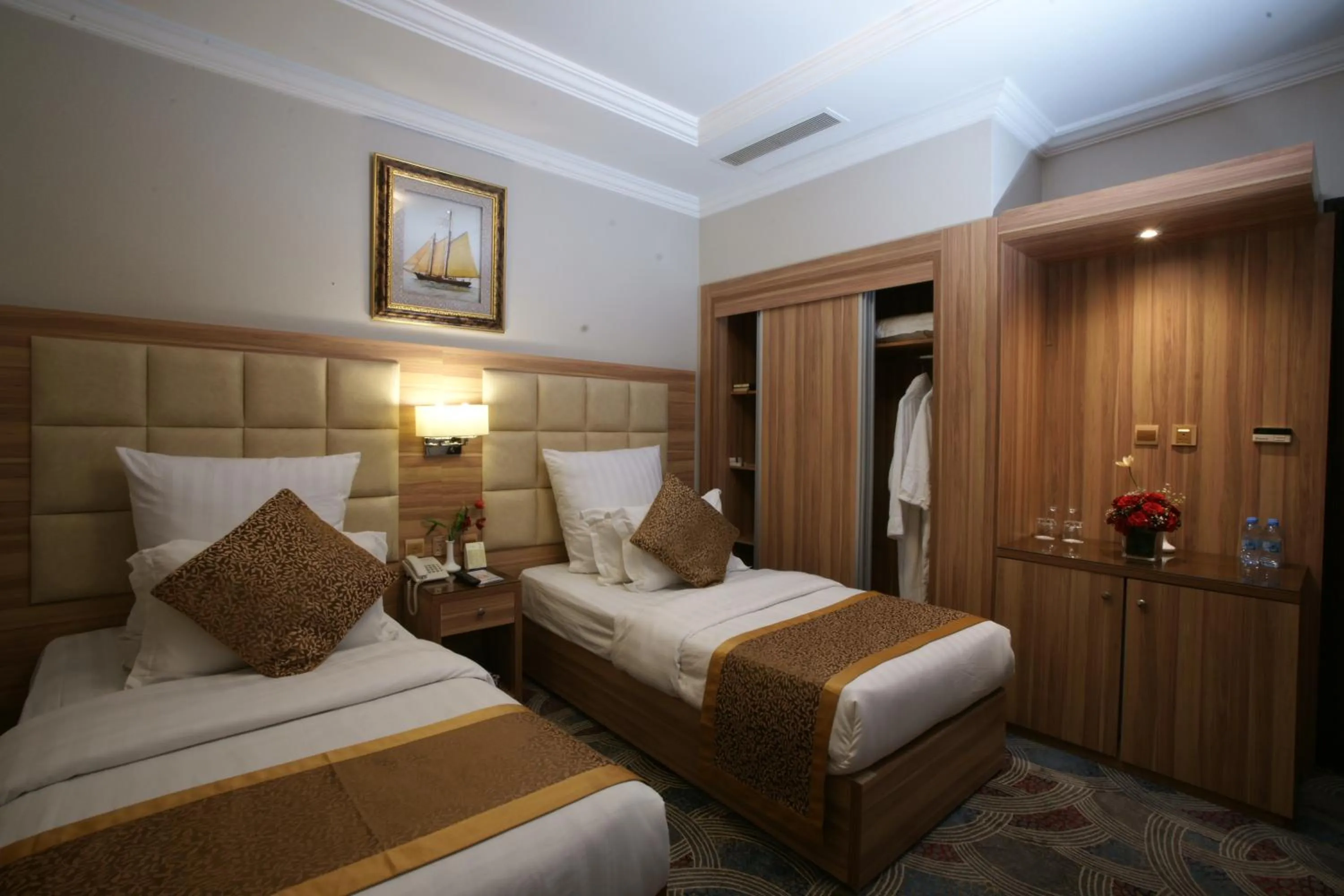 Bed in Roshan Al Azhar Hotel