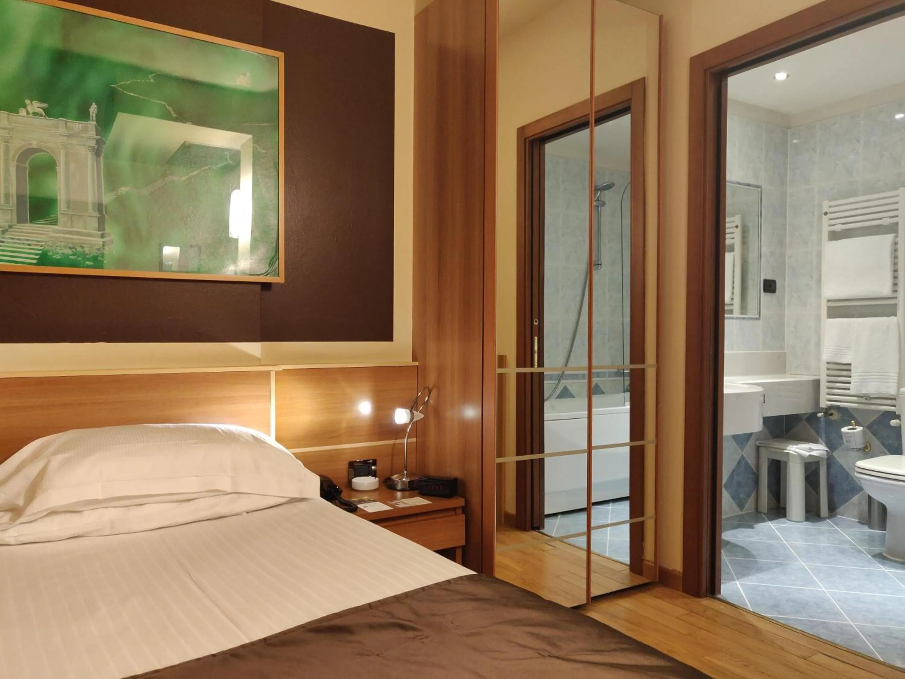 Bedroom, Bed in Best Western Hotel Tre Torri