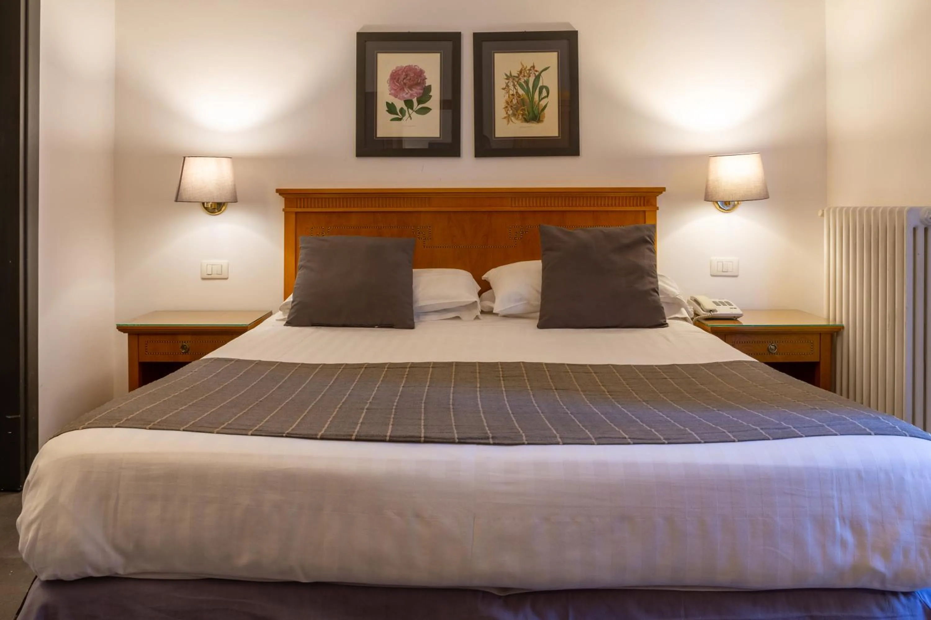 Bedroom, Bed in Hotel del Real Orto Botanico