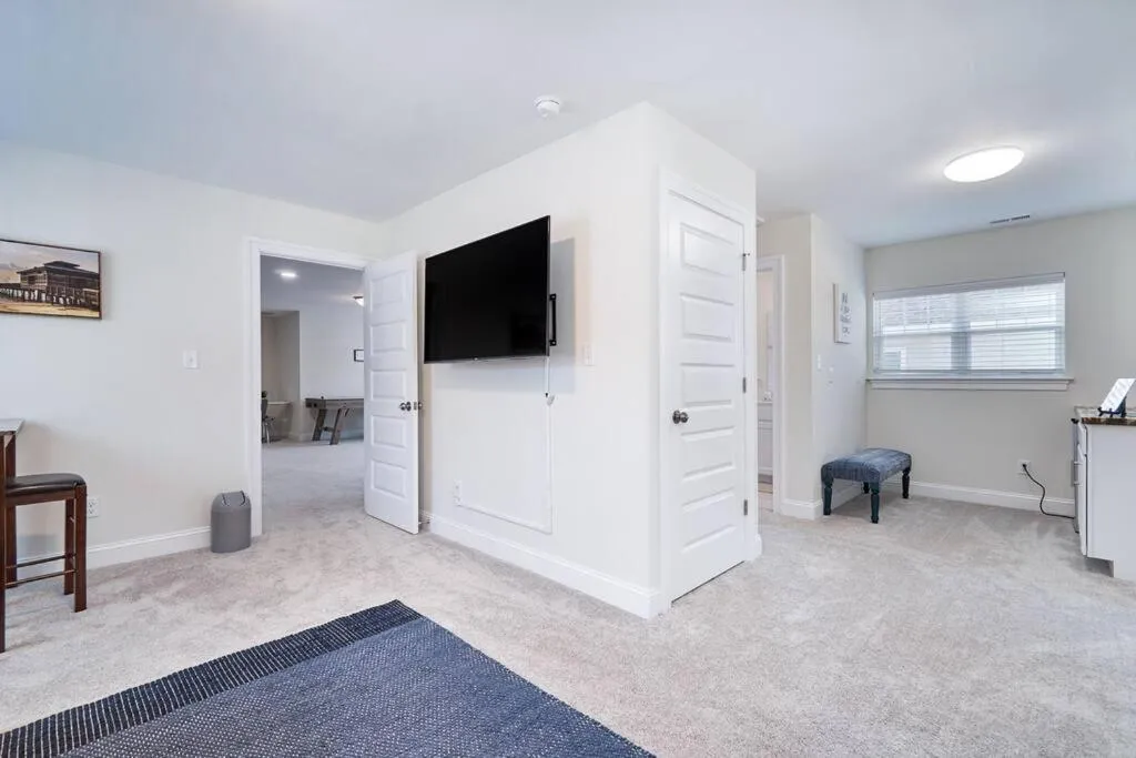 Luxurious Alberta Beach House w/ Historical Detail