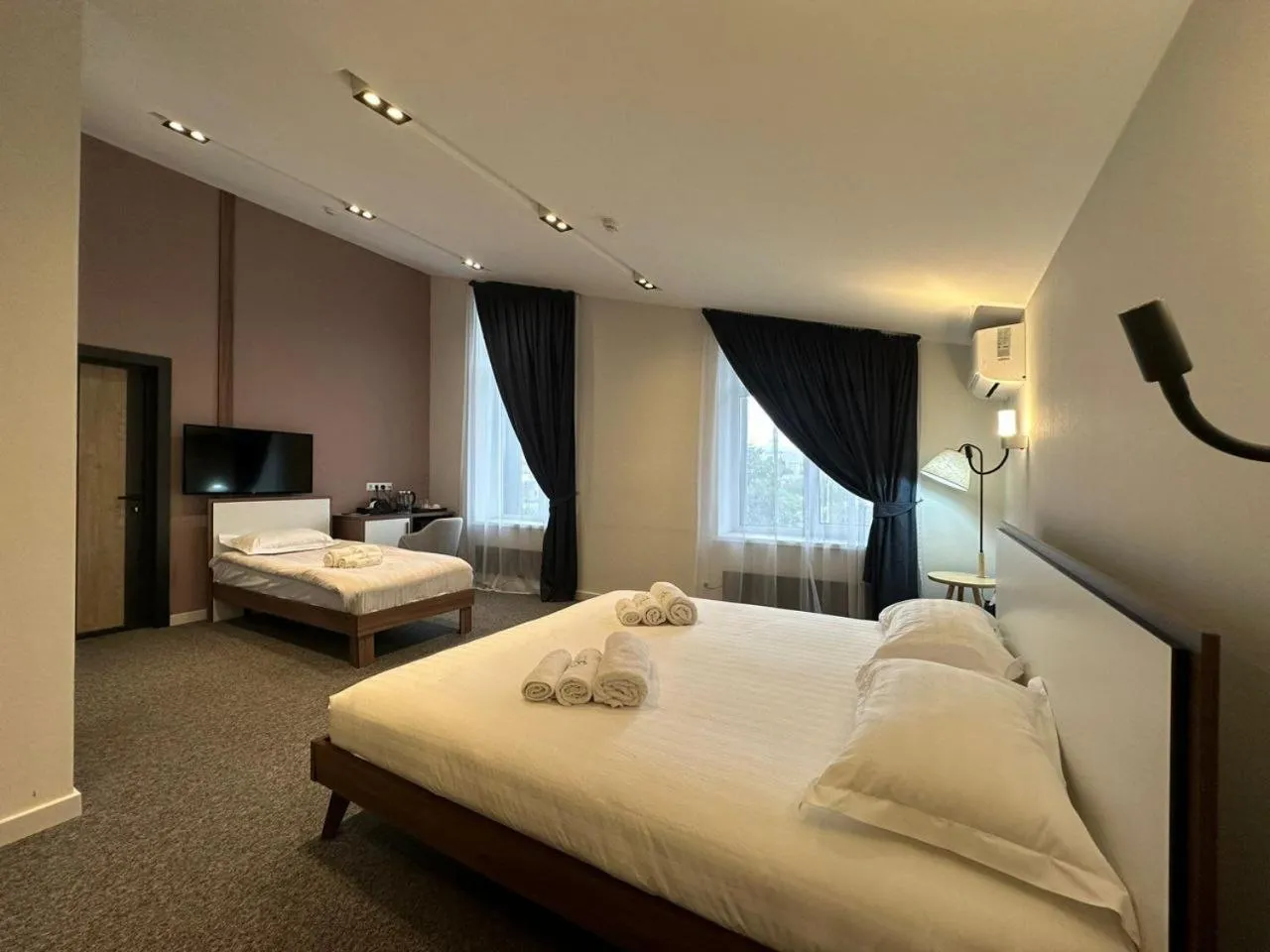 Bed in Hotel 78 Cafe