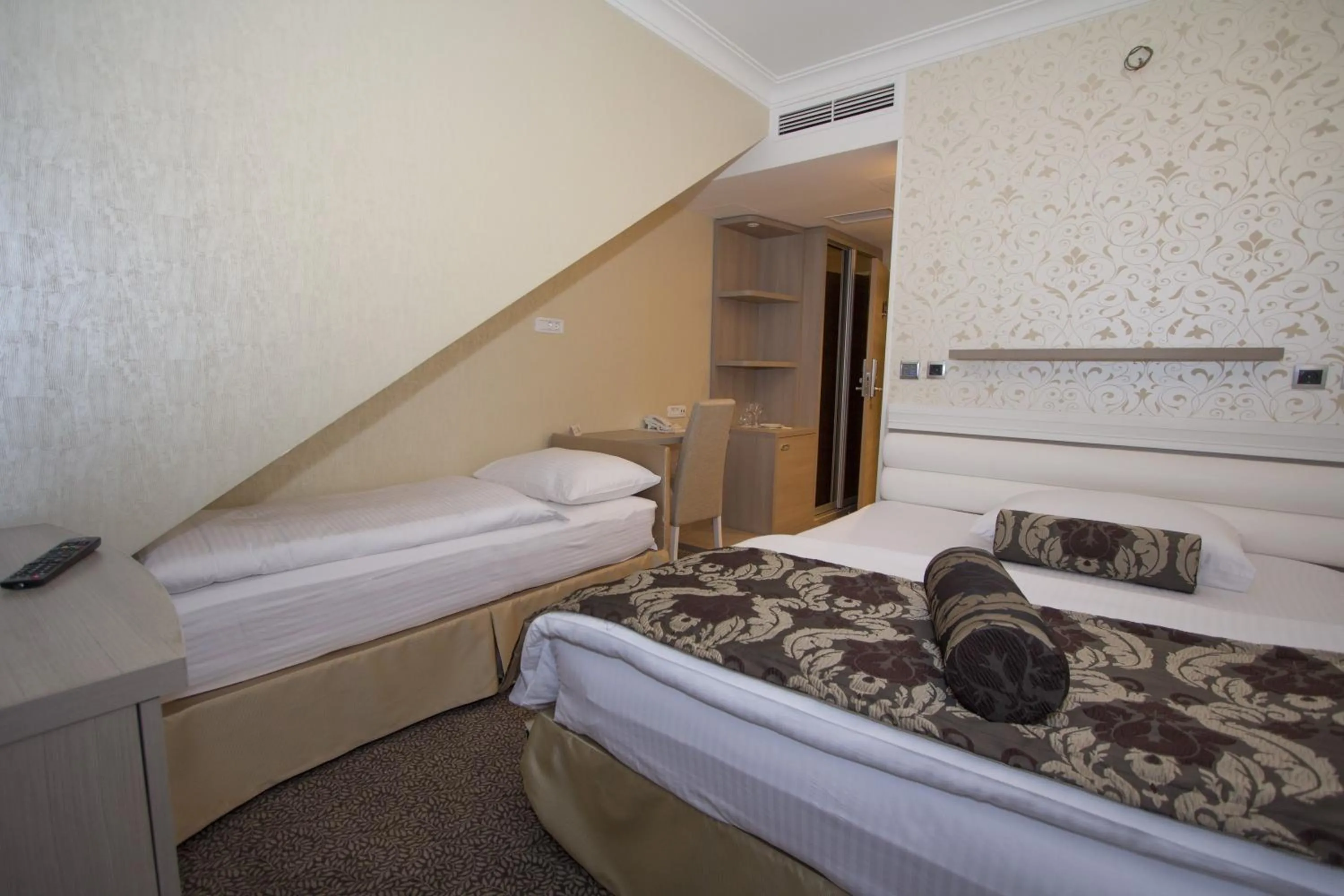 Deluxe Twin Room in Hotel Talija