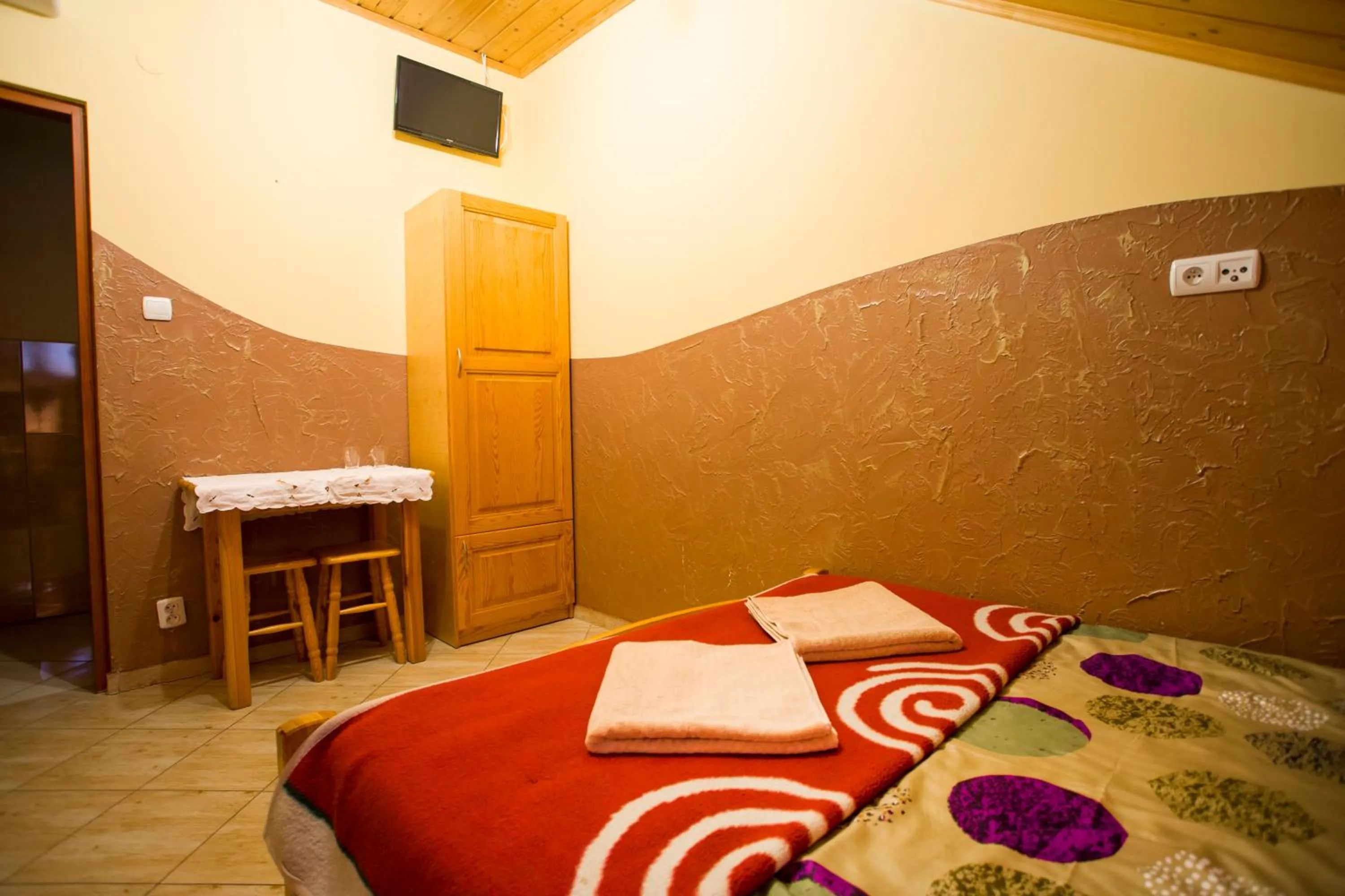Bed in Karczma Chęciny