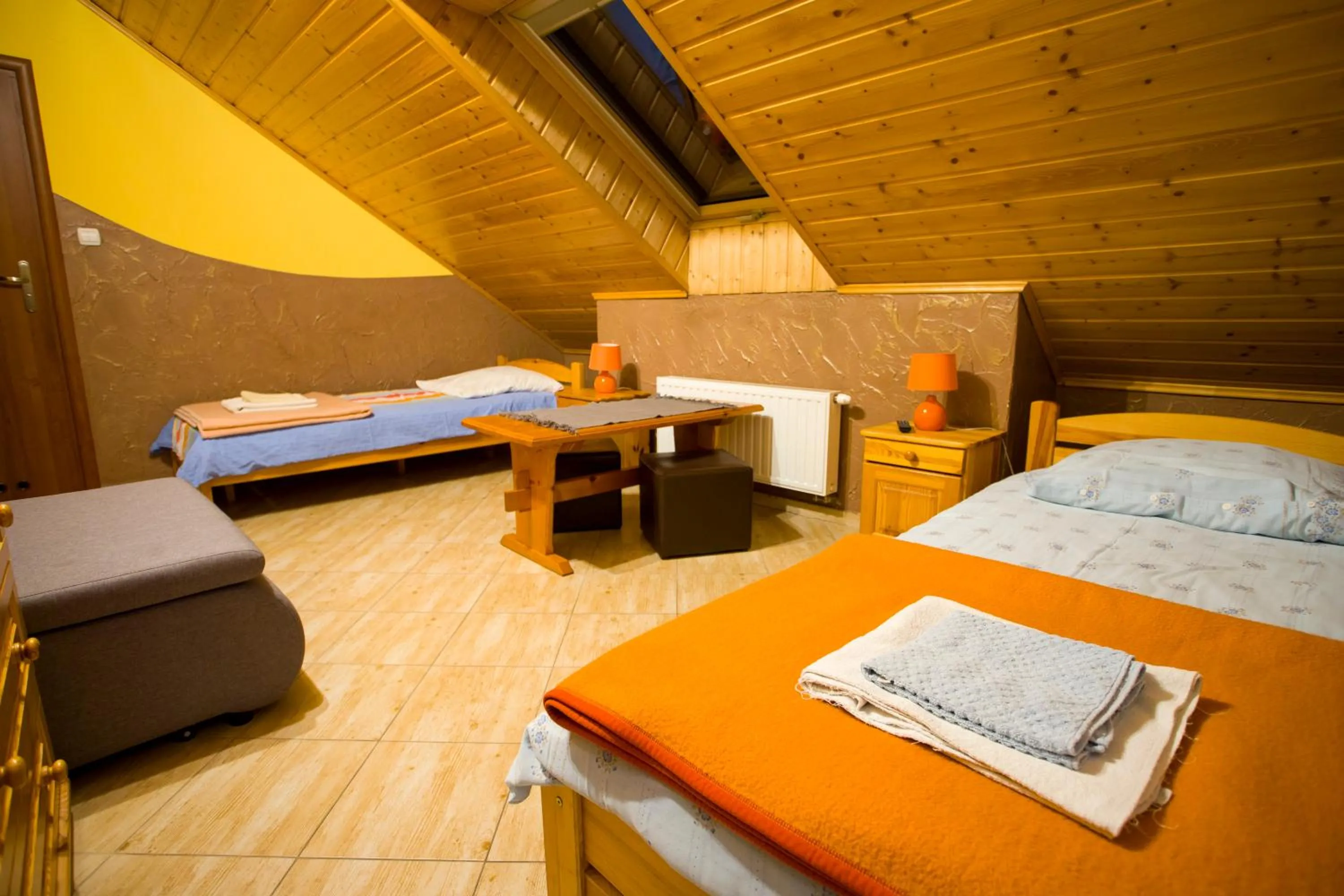 Bed in Karczma Chęciny