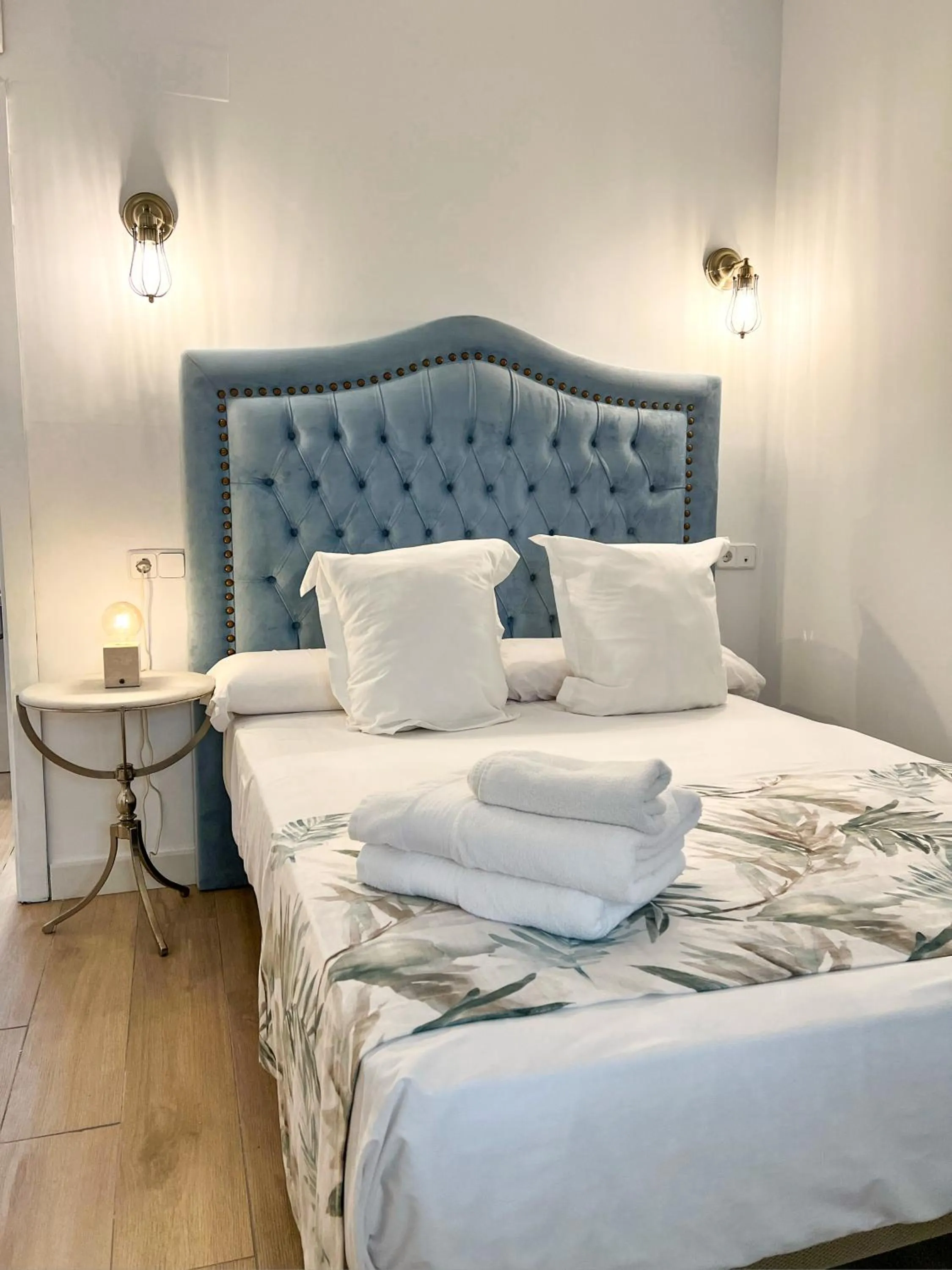 Bed in Hostal Servilia