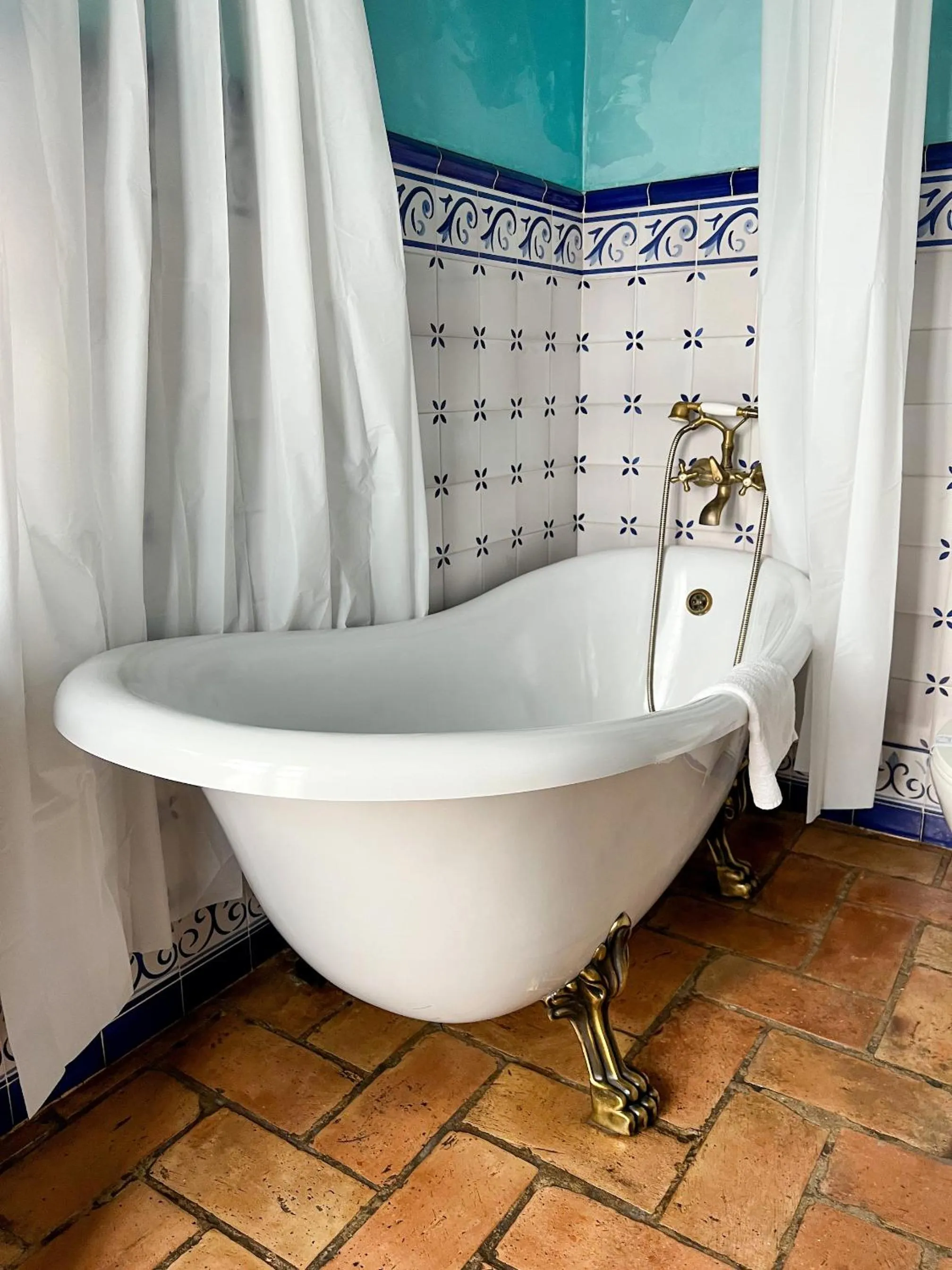 Bathroom in Hostal Servilia