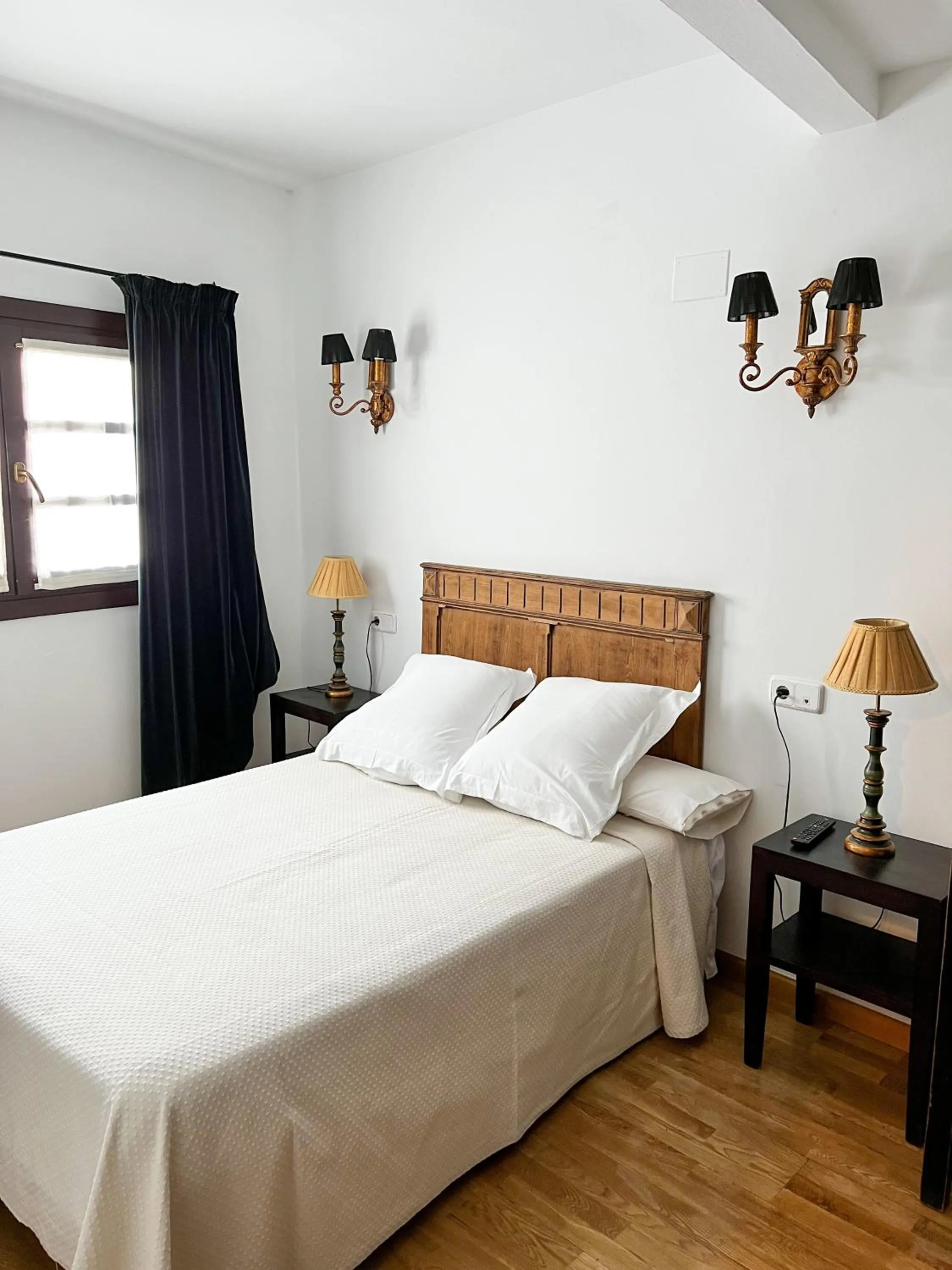 Bed in Hostal Servilia