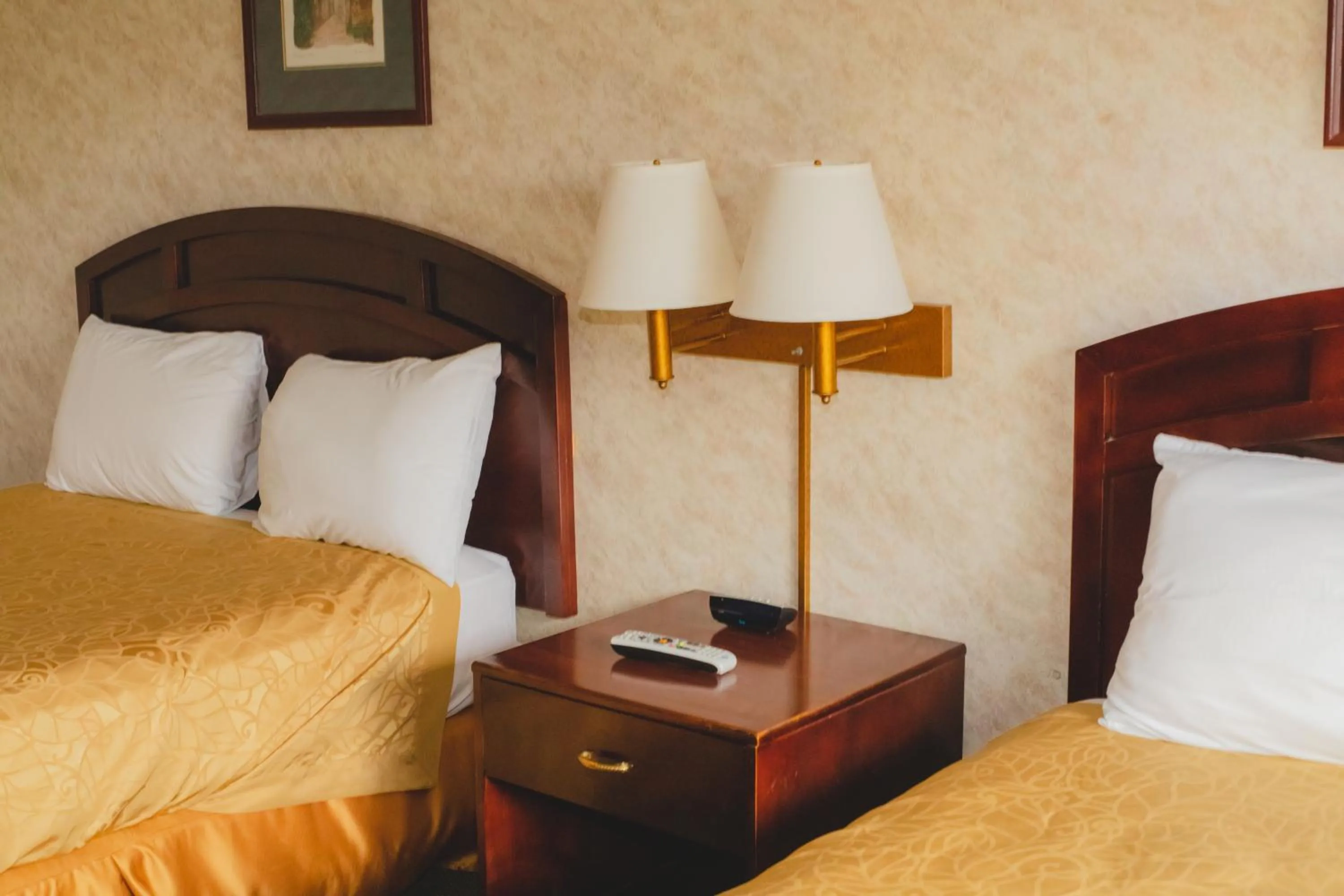 Bed in Colfax Inn By Marifah