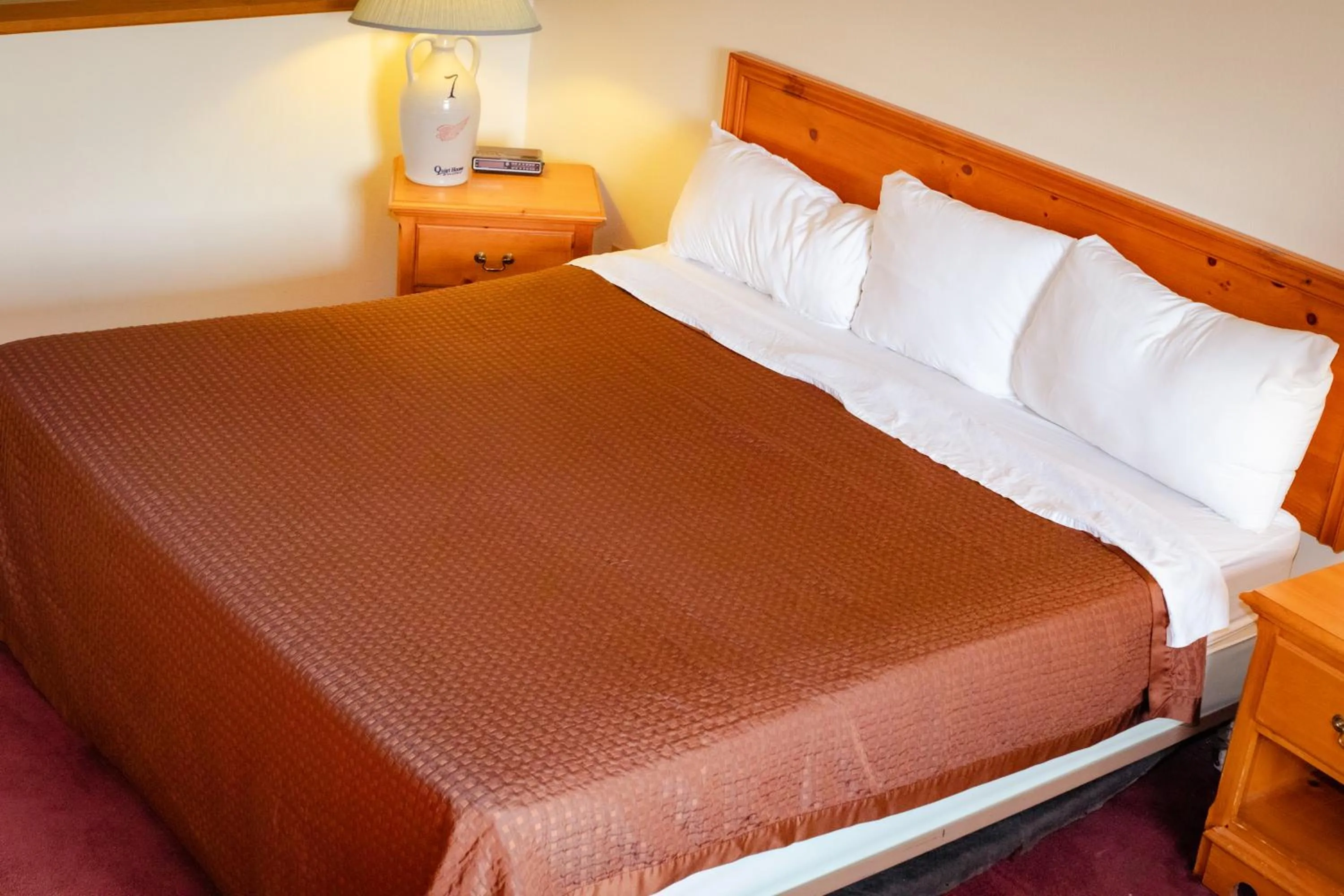 Bed in Cozy House Inn by Marifah