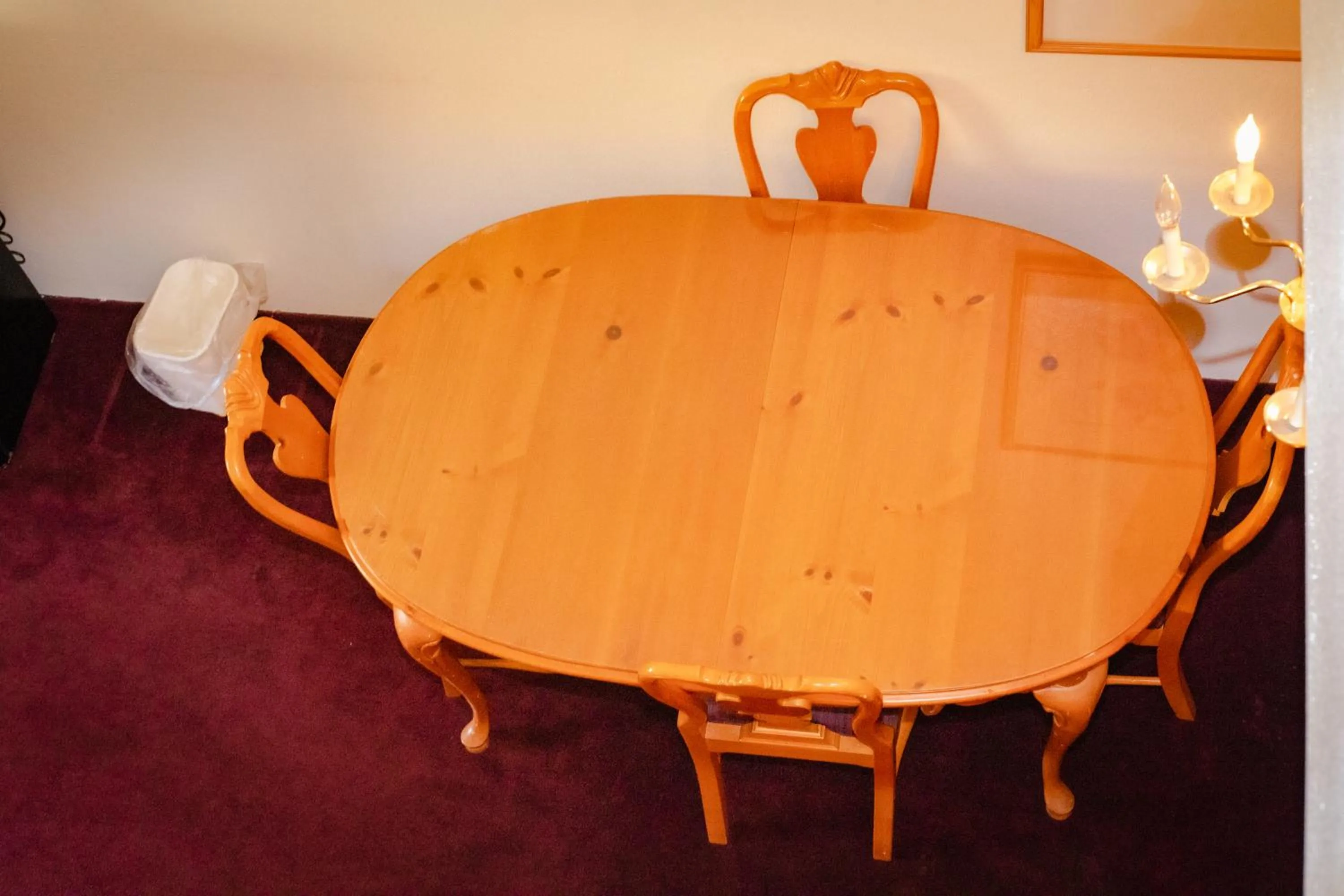 Dining Area in Cozy House Inn by Marifah