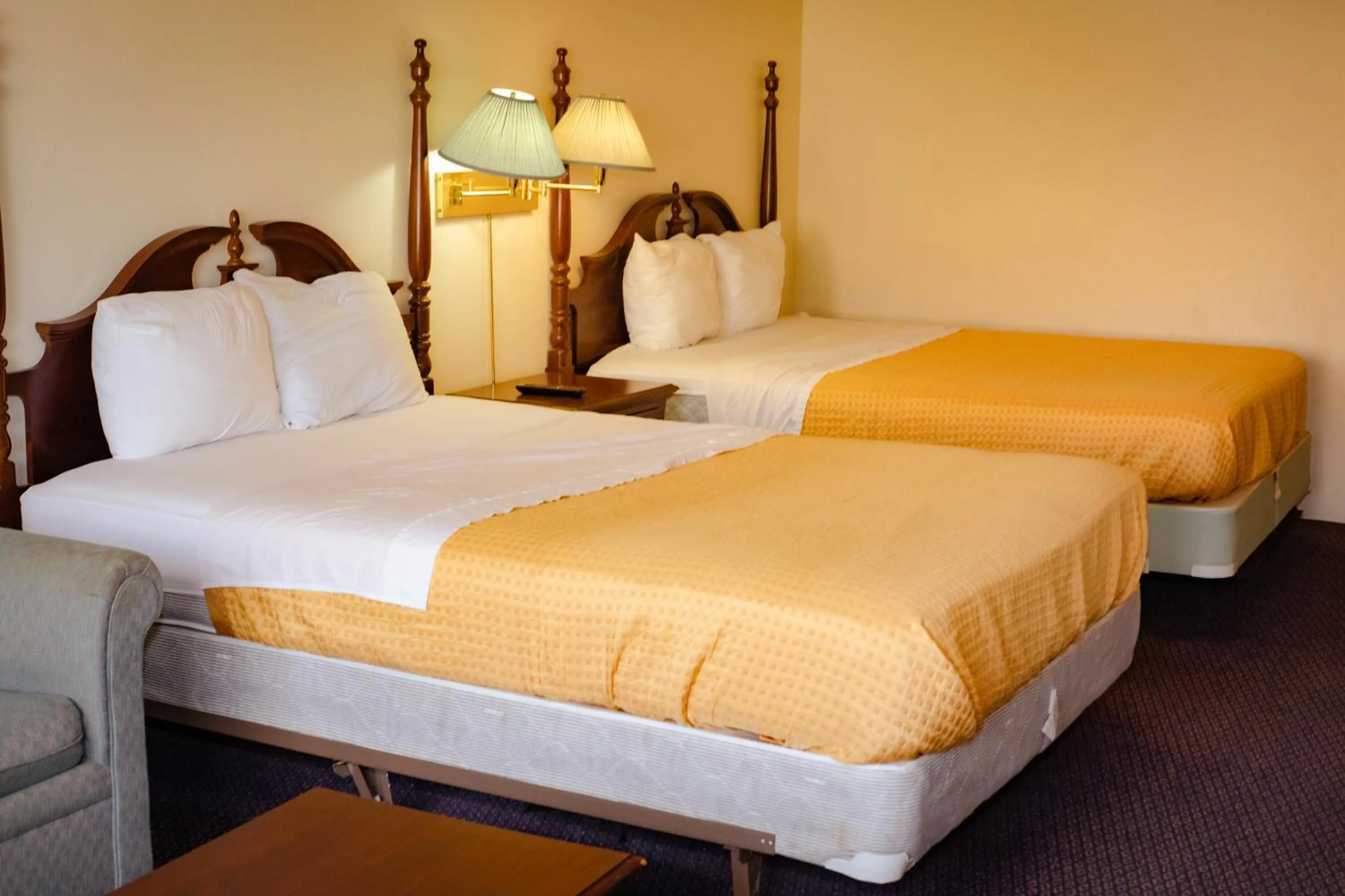 Bed in Cozy House Inn by Marifah