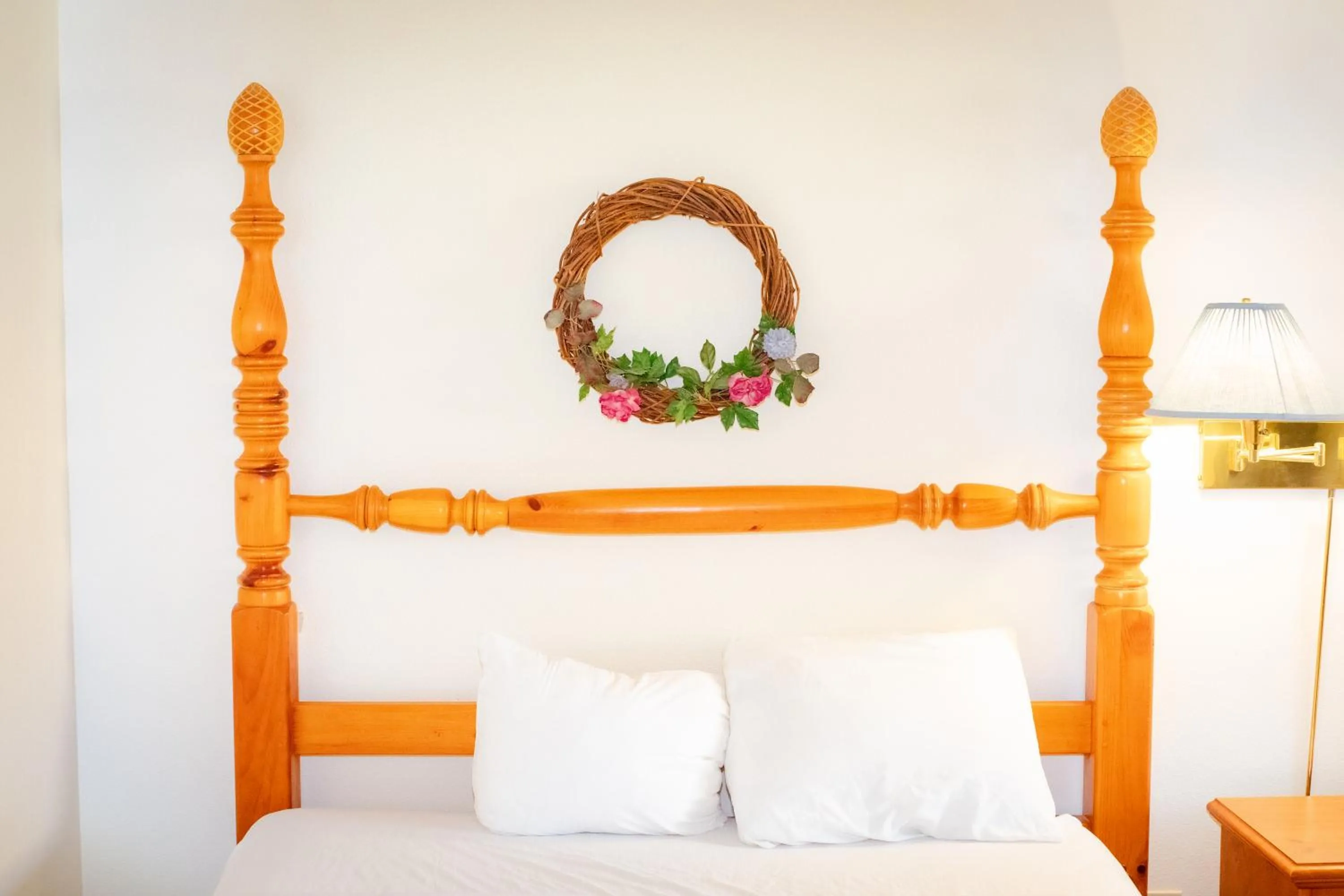 Bed in Cozy House Inn by Marifah