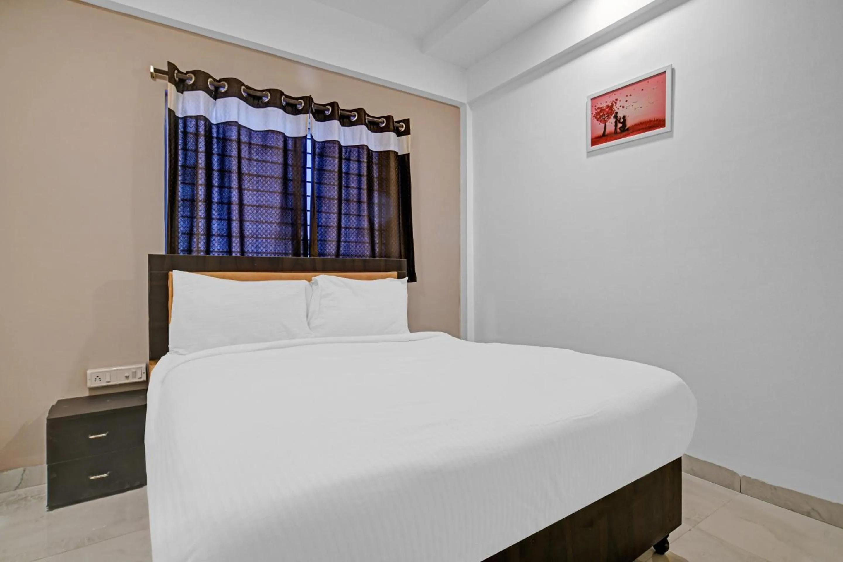 Facade/entrance, Bed in Collection O The Eternity Near LIG Sqaure