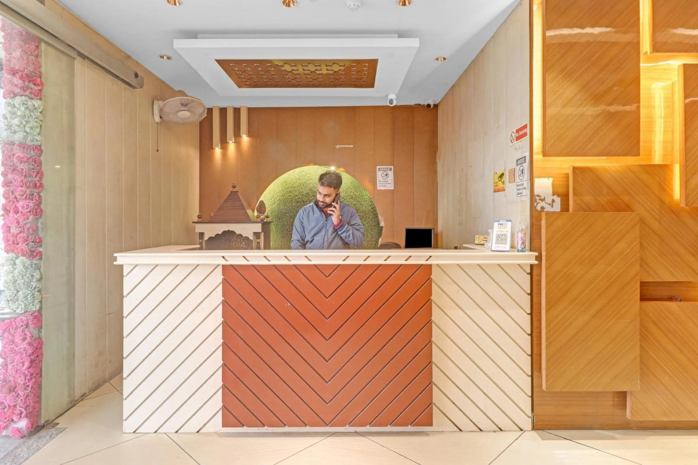 Lobby or reception in Hotel O Bhavya Residency