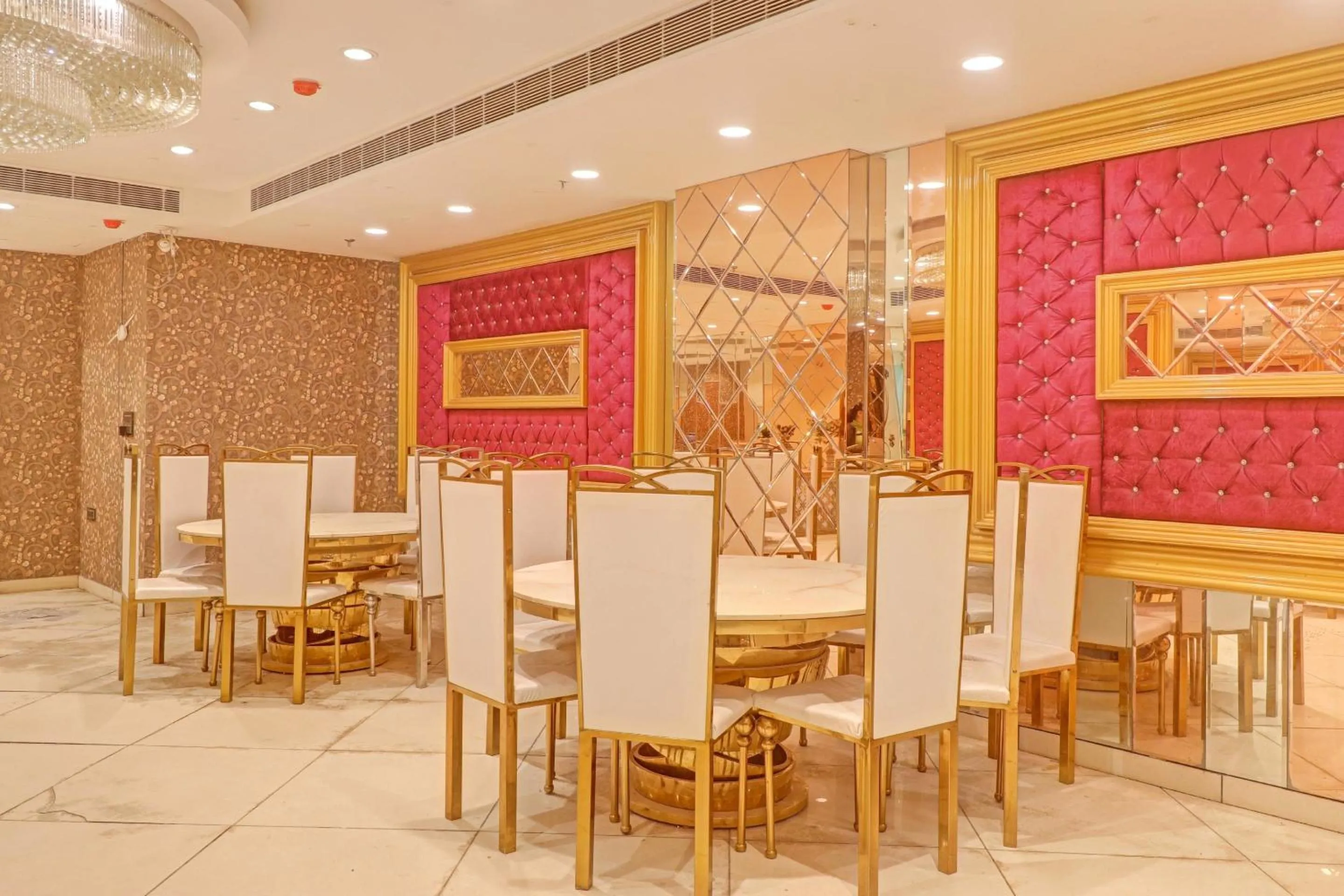 Bedroom in Townhouse Bhavya Residency