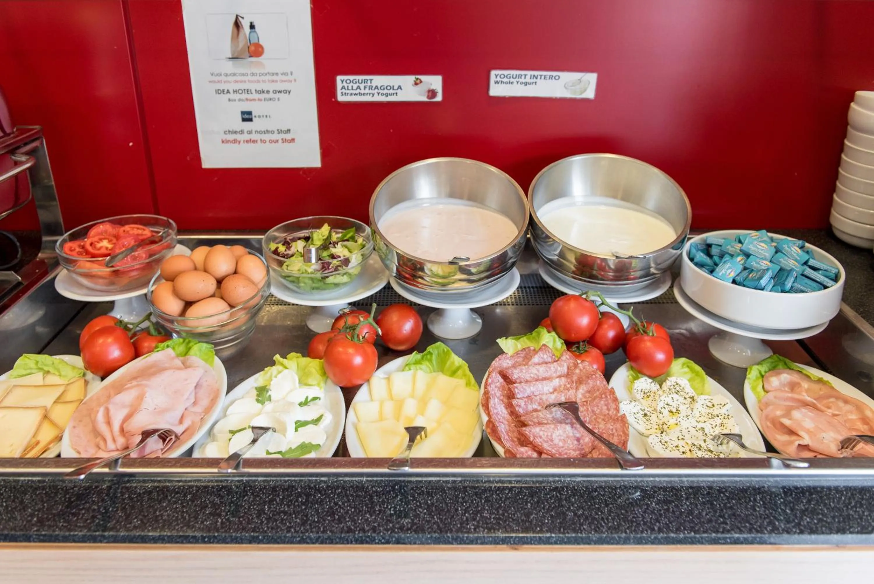 Buffet breakfast in Idea Hotel Torino Mirafiori