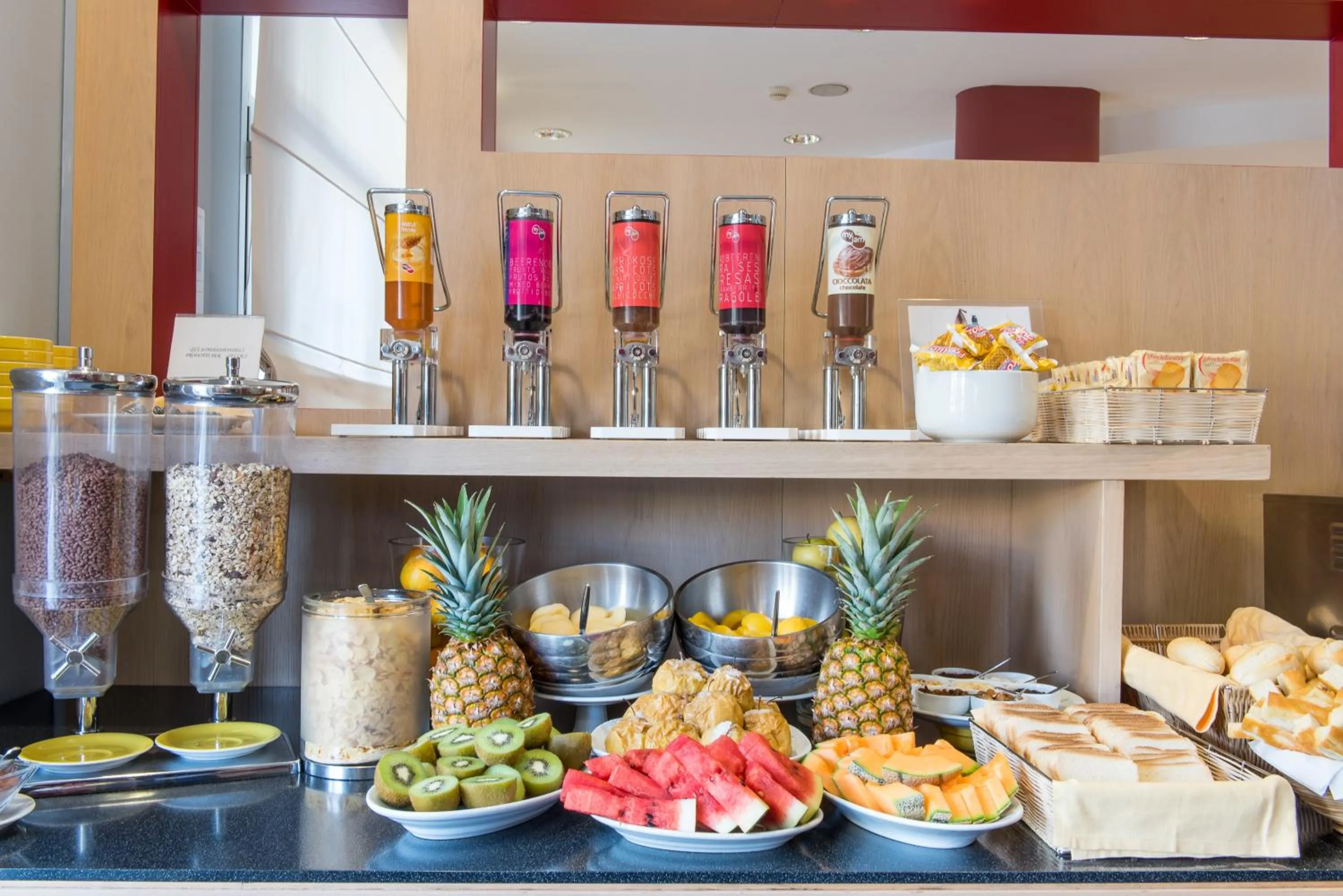 Buffet breakfast in Idea Hotel Torino Mirafiori