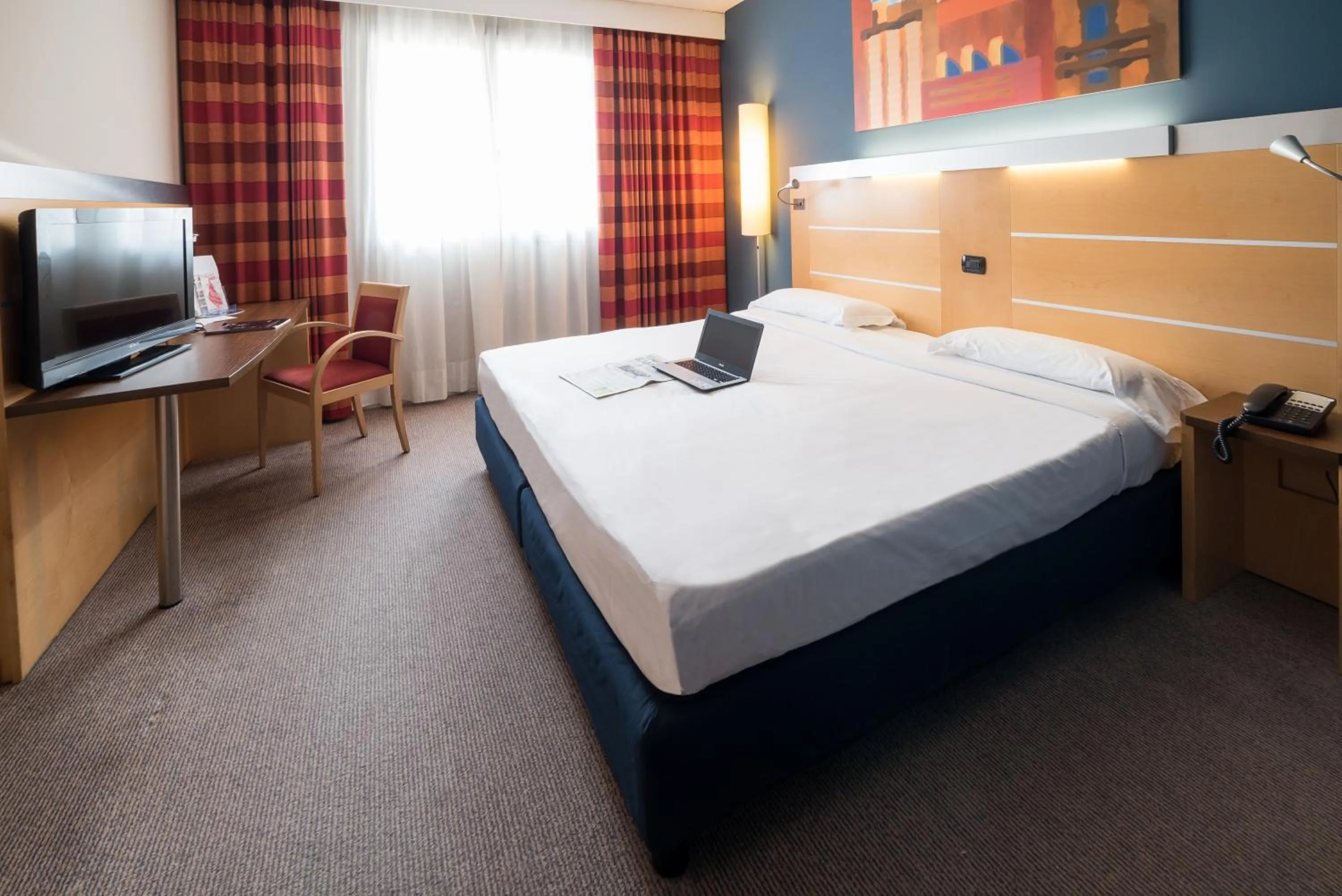 Photo of the whole room, Bed in Idea Hotel Torino Mirafiori