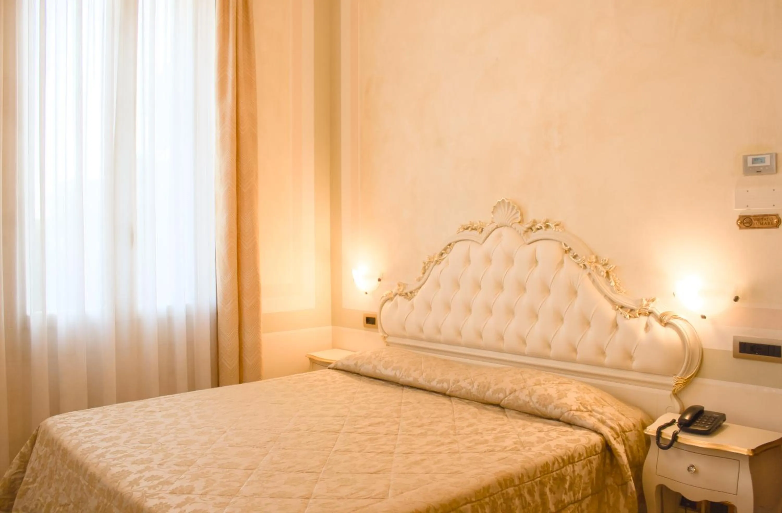 Bedroom, Bed in Hotel Villa Stucky