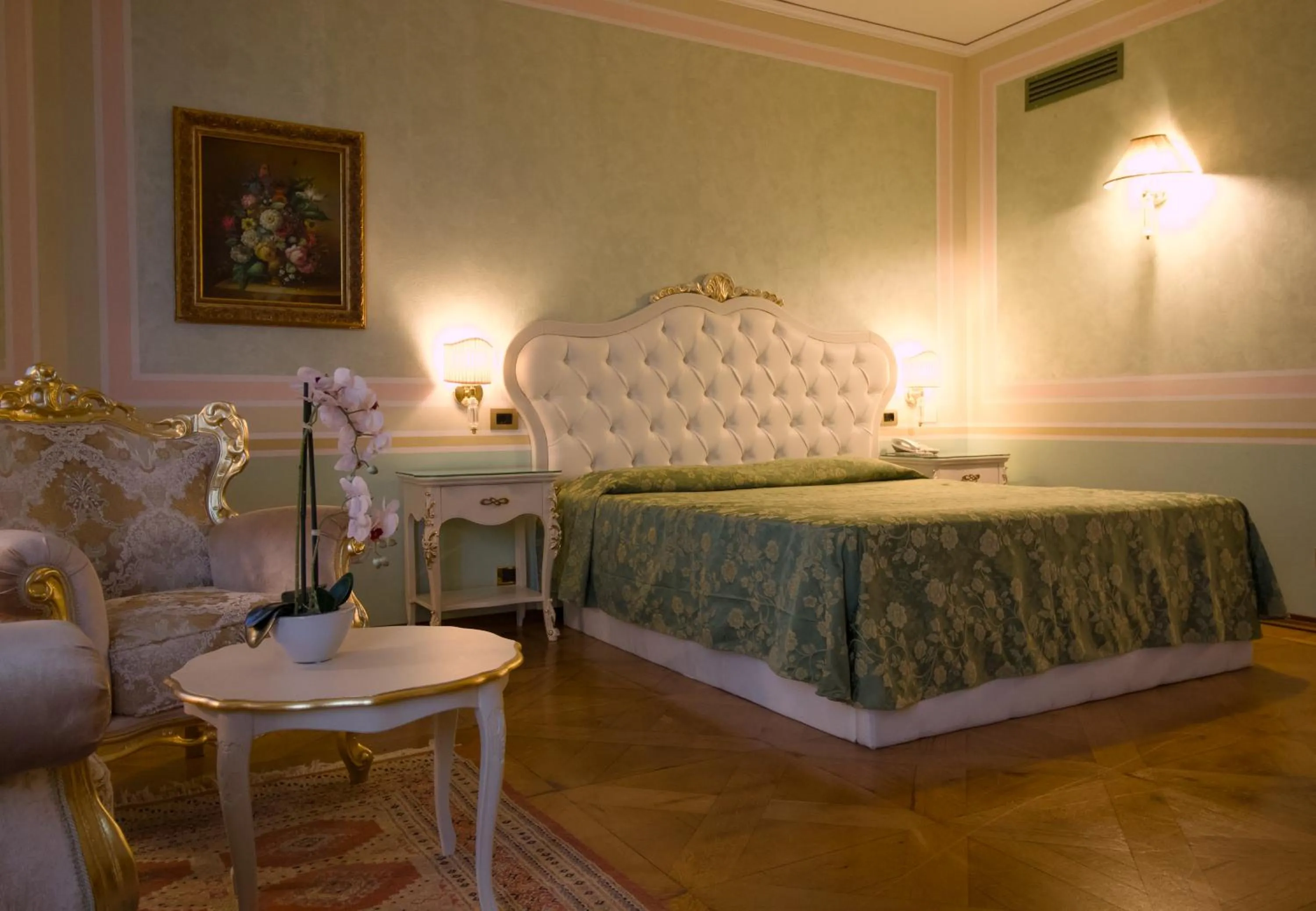 Bedroom, Bed in Hotel Villa Stucky