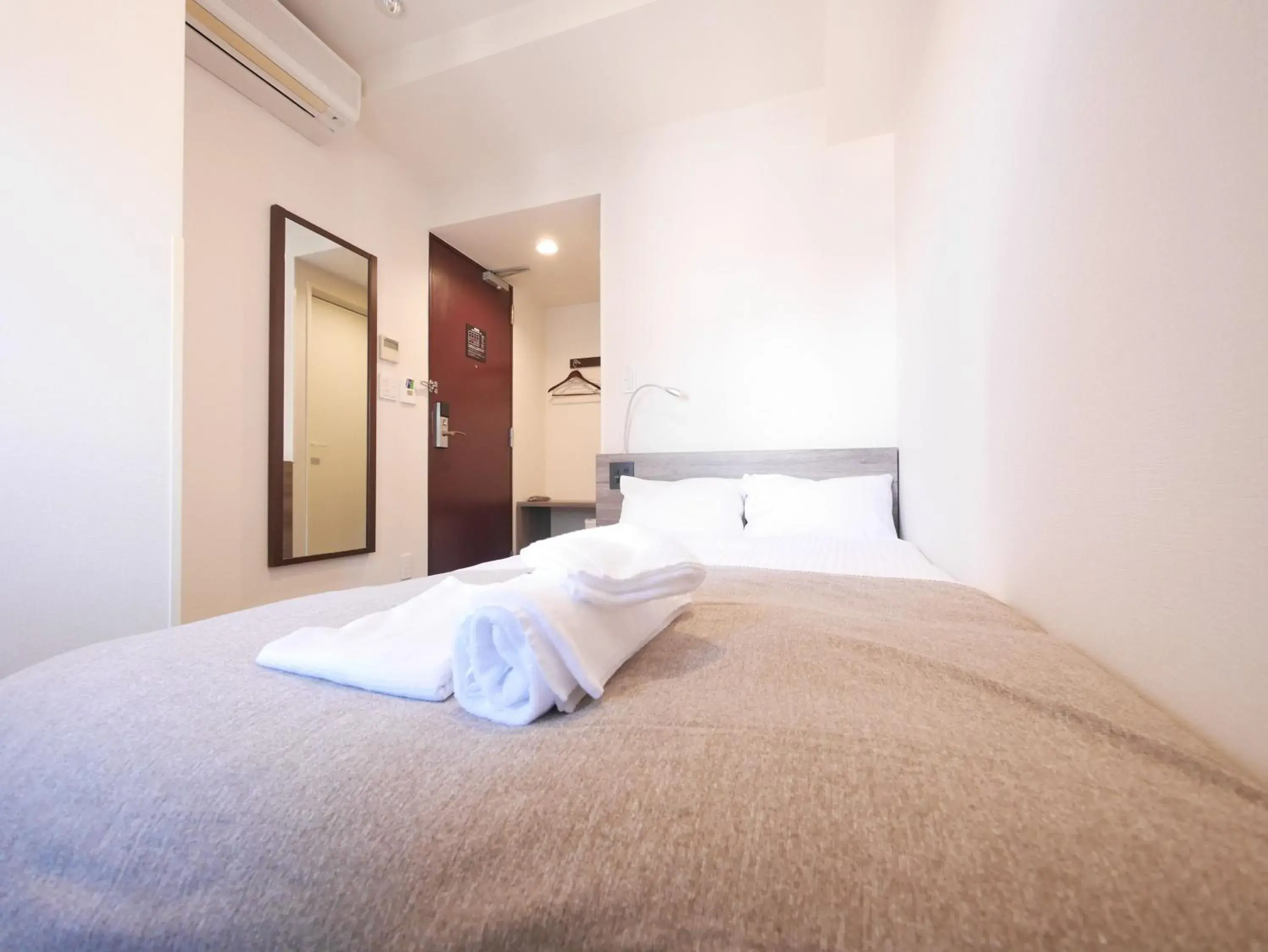 Photo of the whole room, Bed in Hotel Comfybed Ginza Photo of the whole room, Bed in Hotel Comfybed Ginza