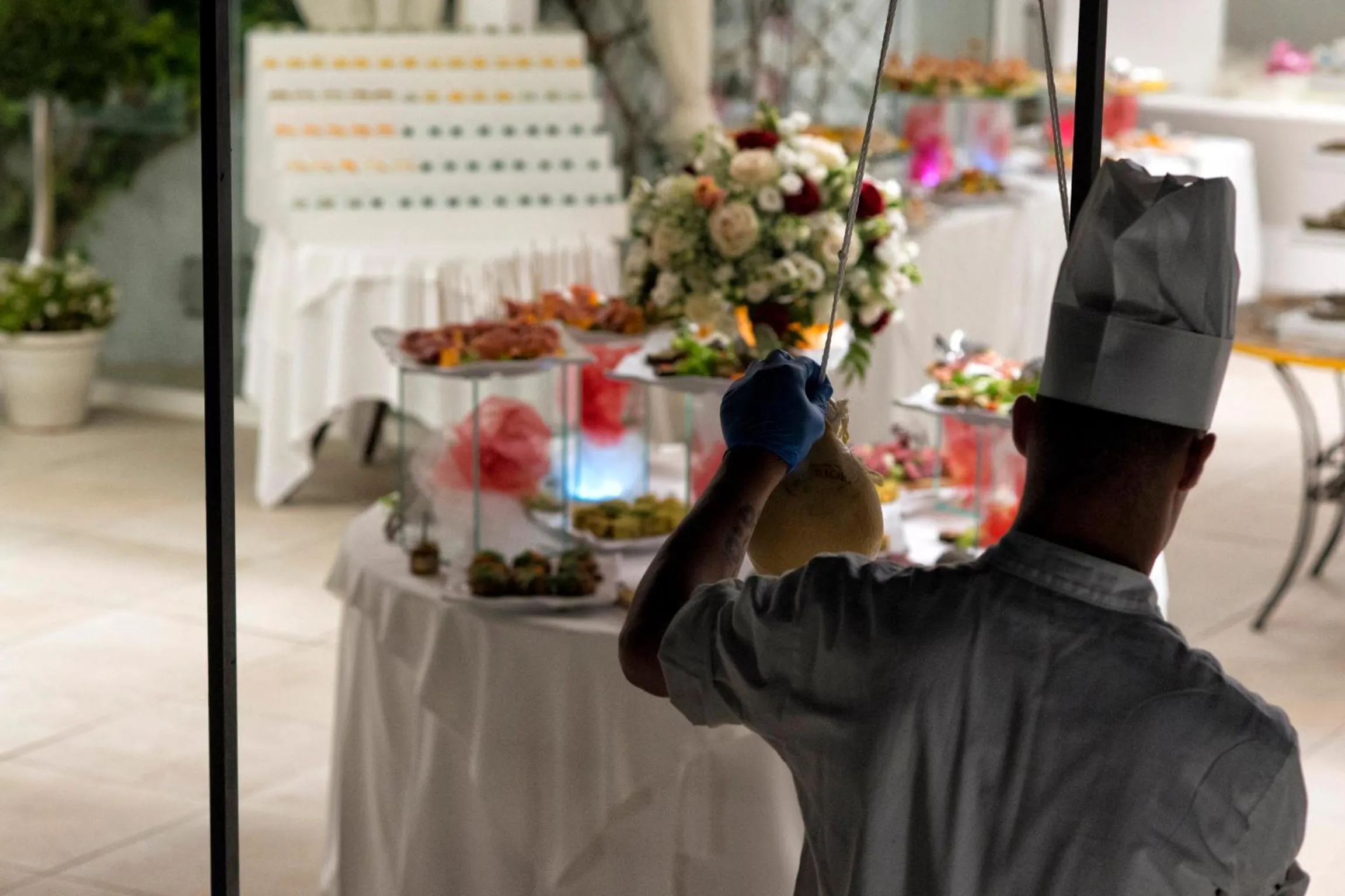 Staff in Hotel Villa Durrueli Resort & Spa