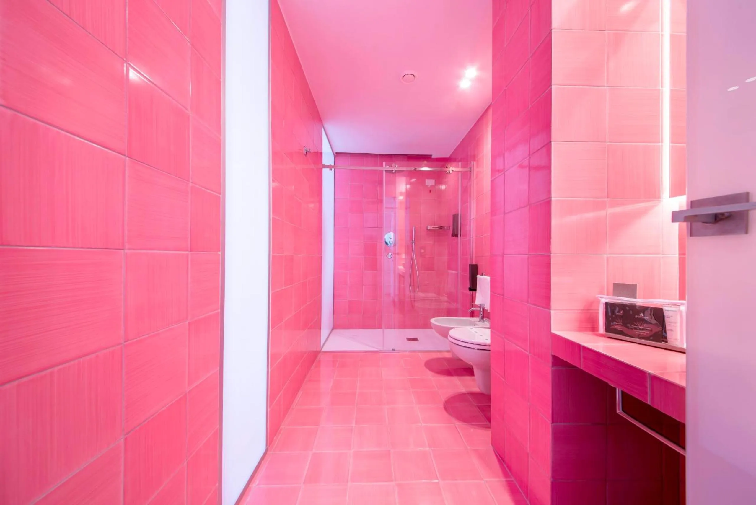 Shower in Hotel Villa Durrueli Resort & Spa