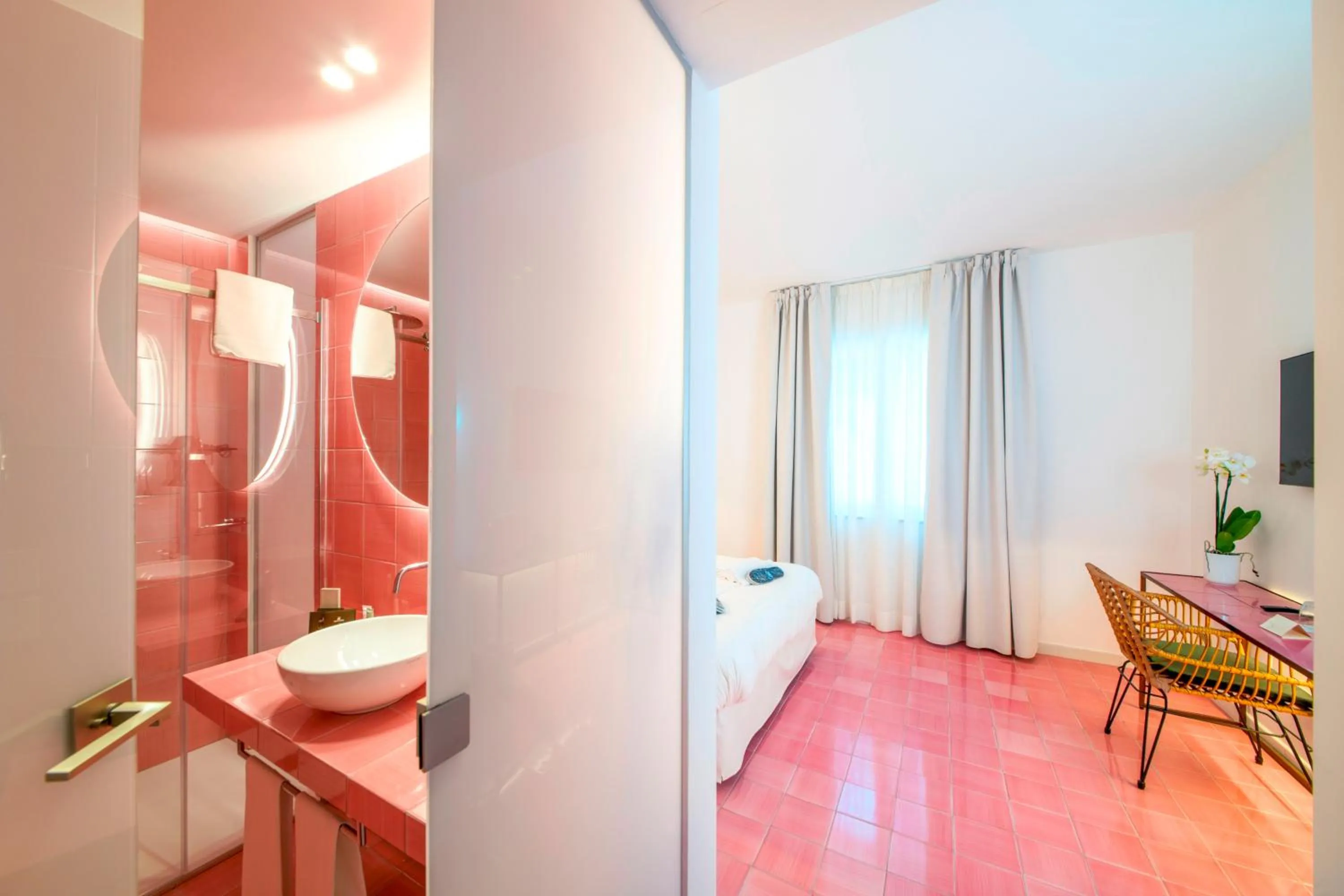 Bathroom in Hotel Villa Durrueli Resort & Spa