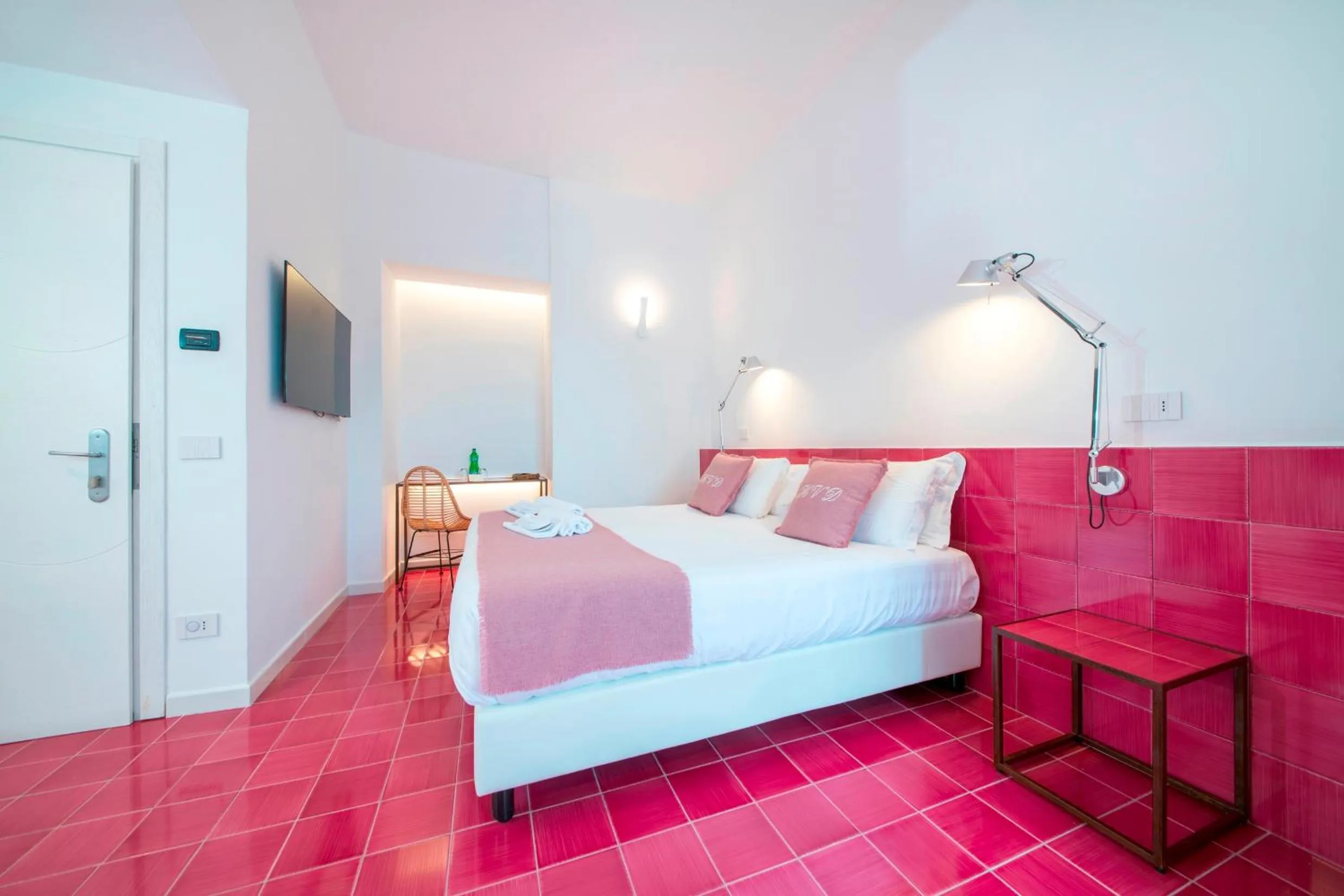 Bed in Hotel Villa Durrueli Resort & Spa