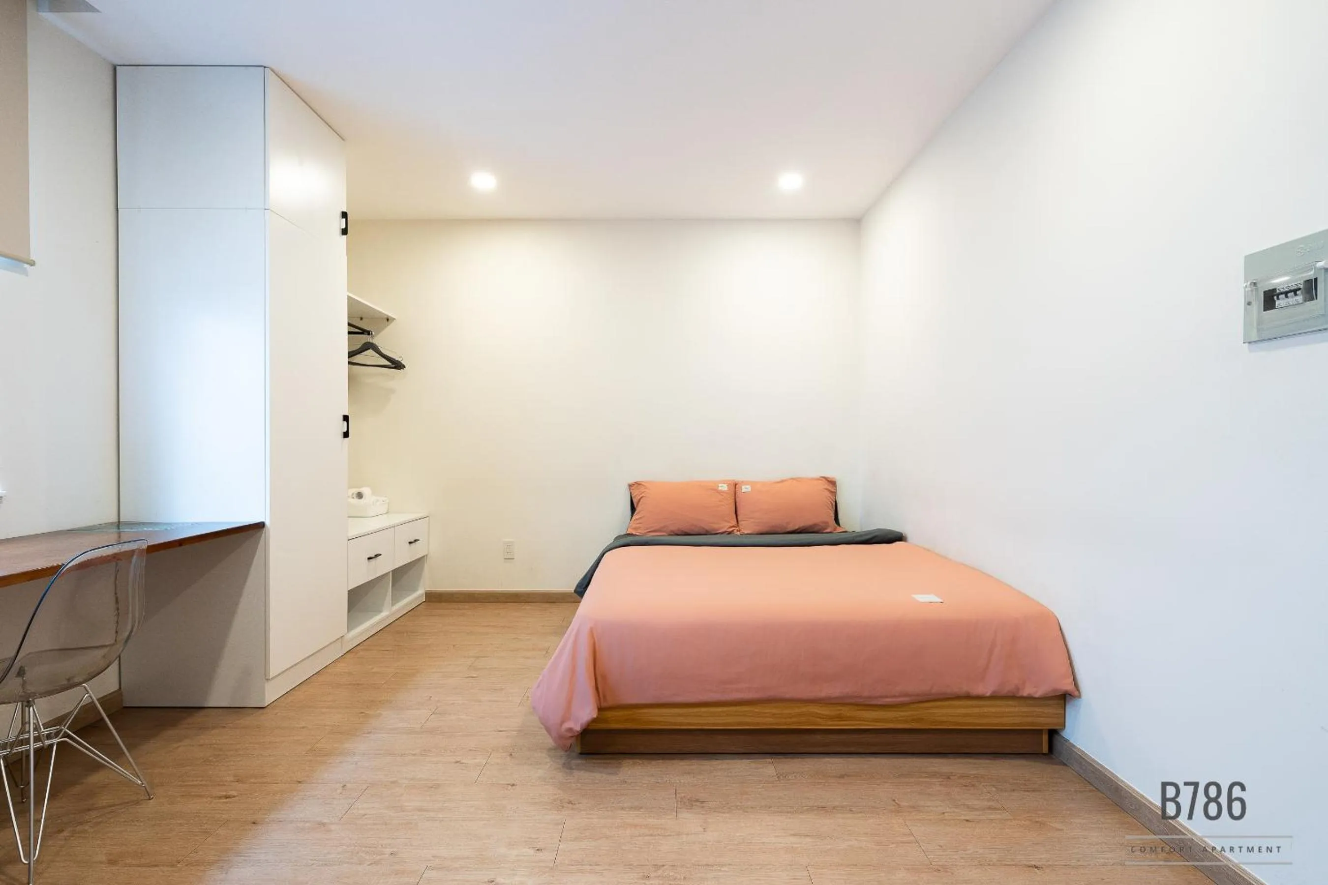 Bed in B786 Airport Apartment