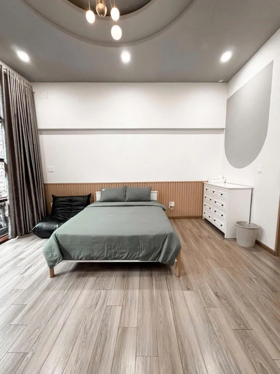 Bed in B786 Airport Apartment