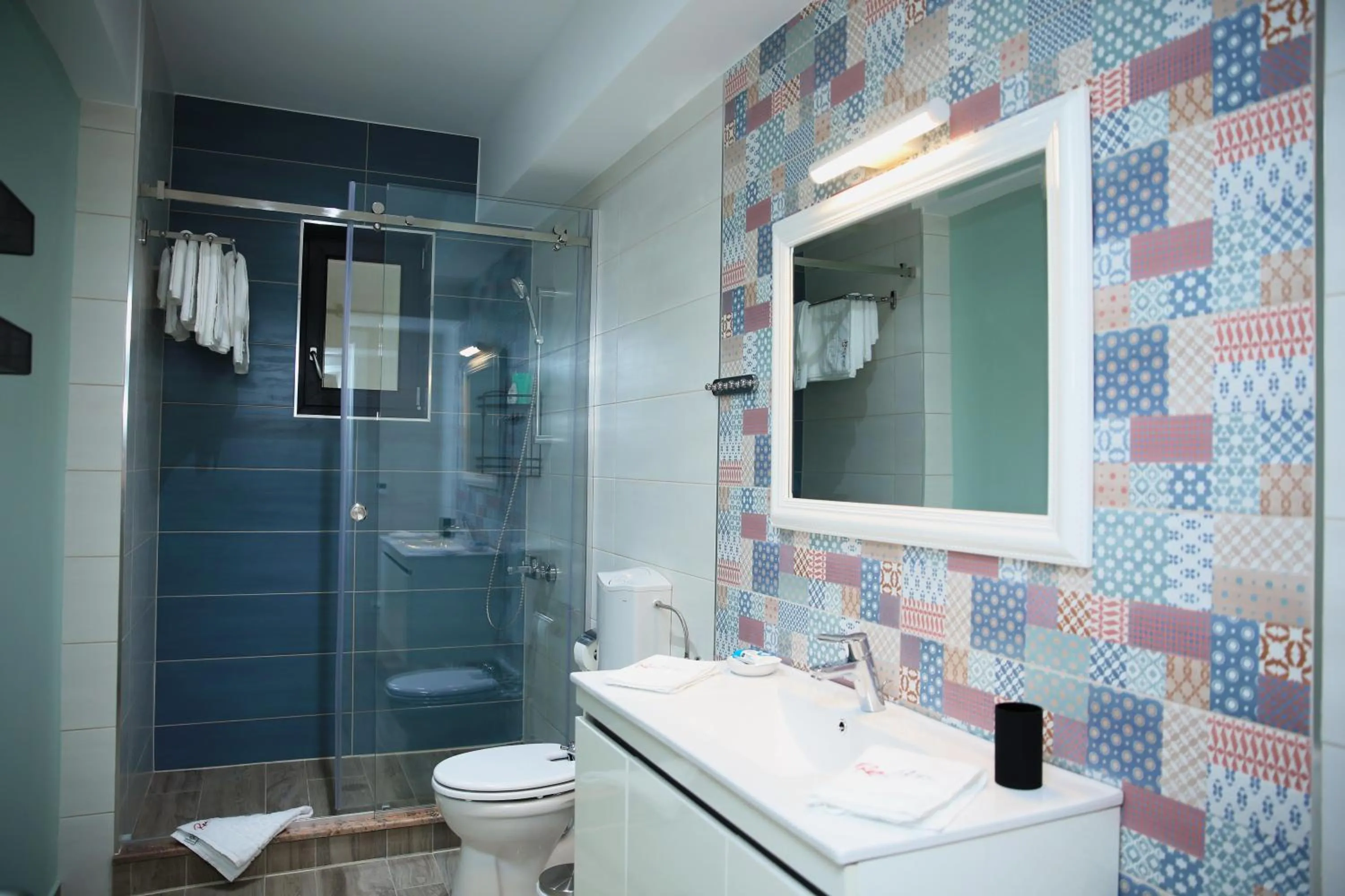 Shower in ResHome Apartments&Rooms