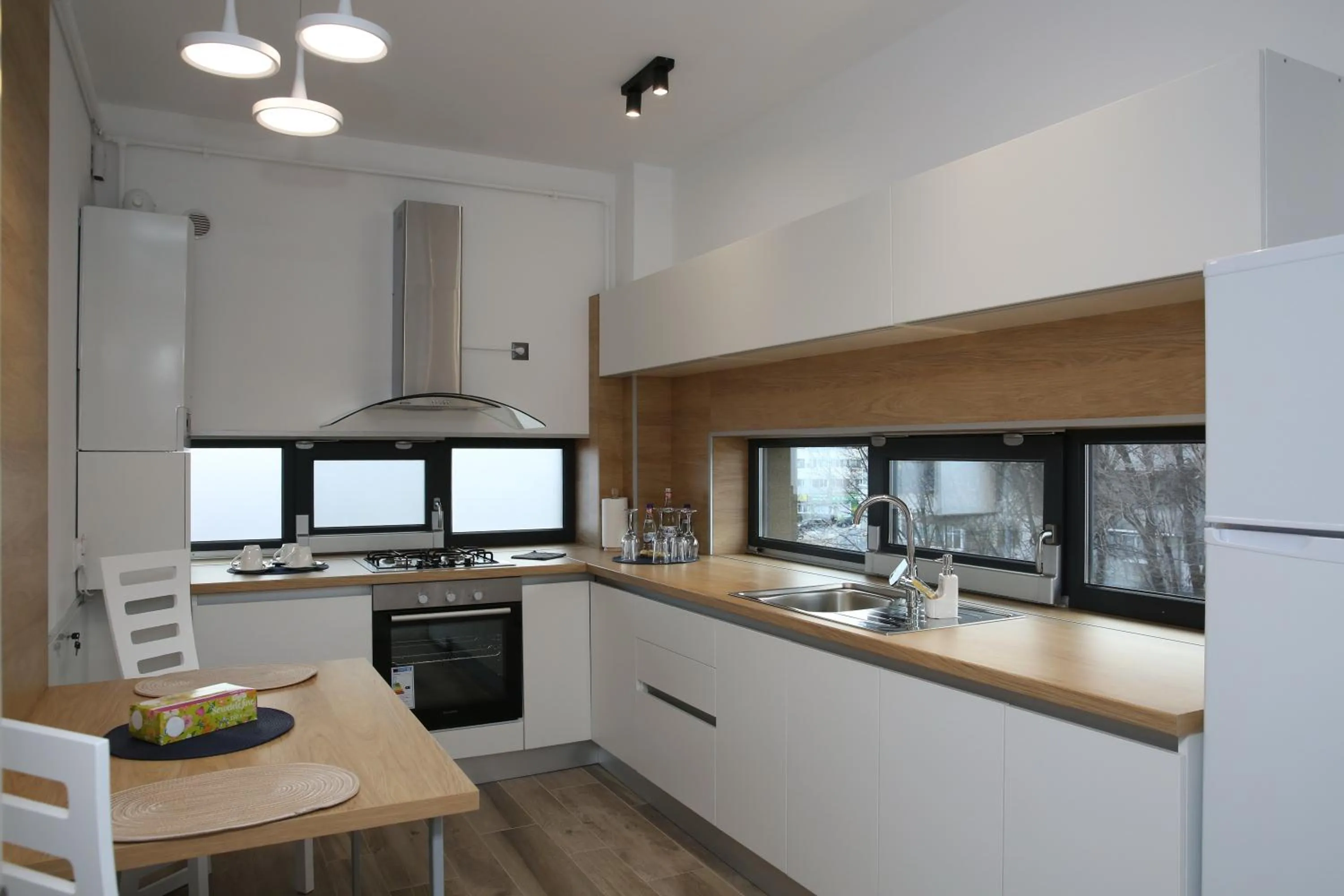 Coffee/tea facilities in ResHome Apartments&Rooms