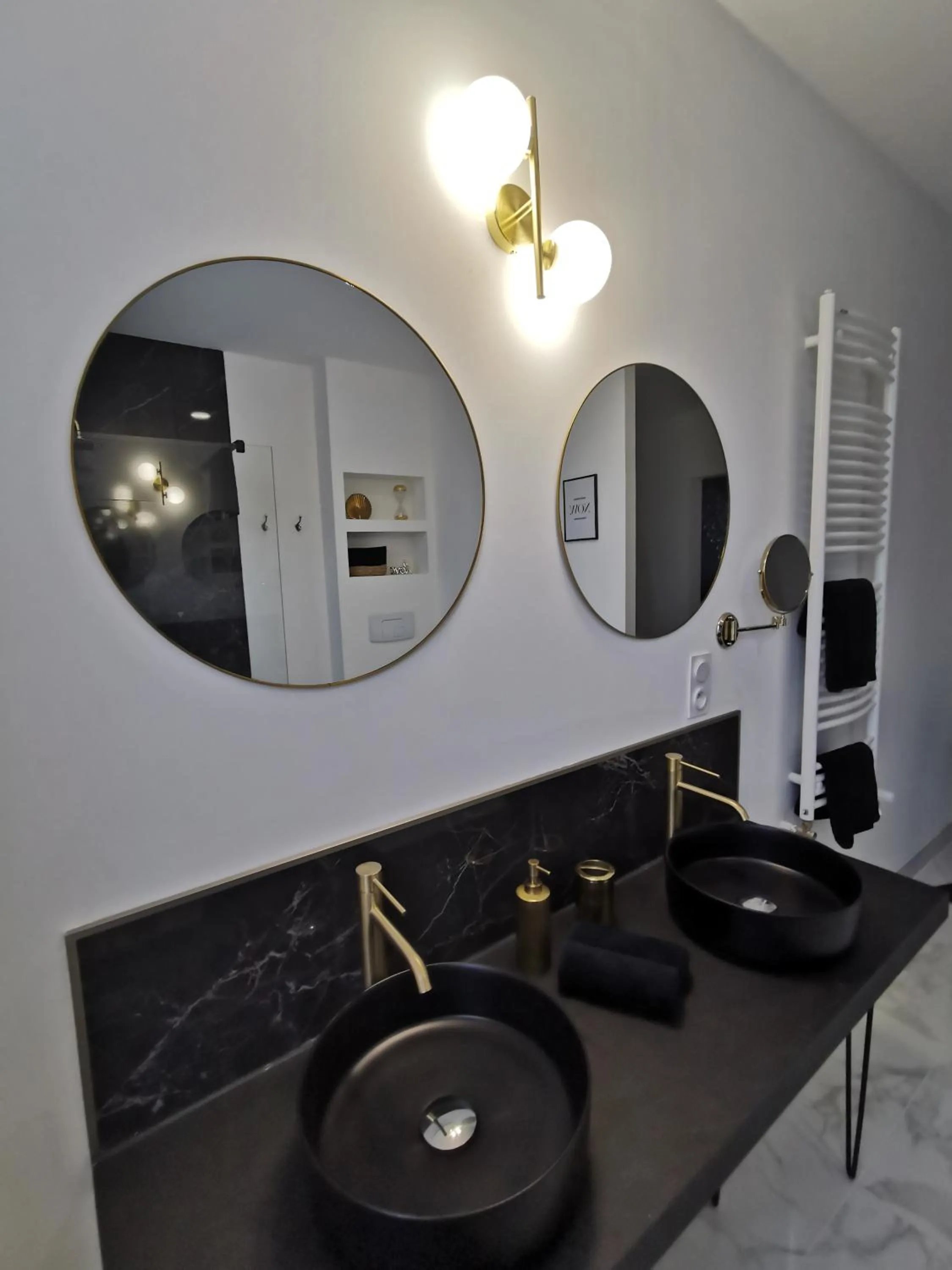 Bathroom in Les Rauches - Quai Loire - Suite Love