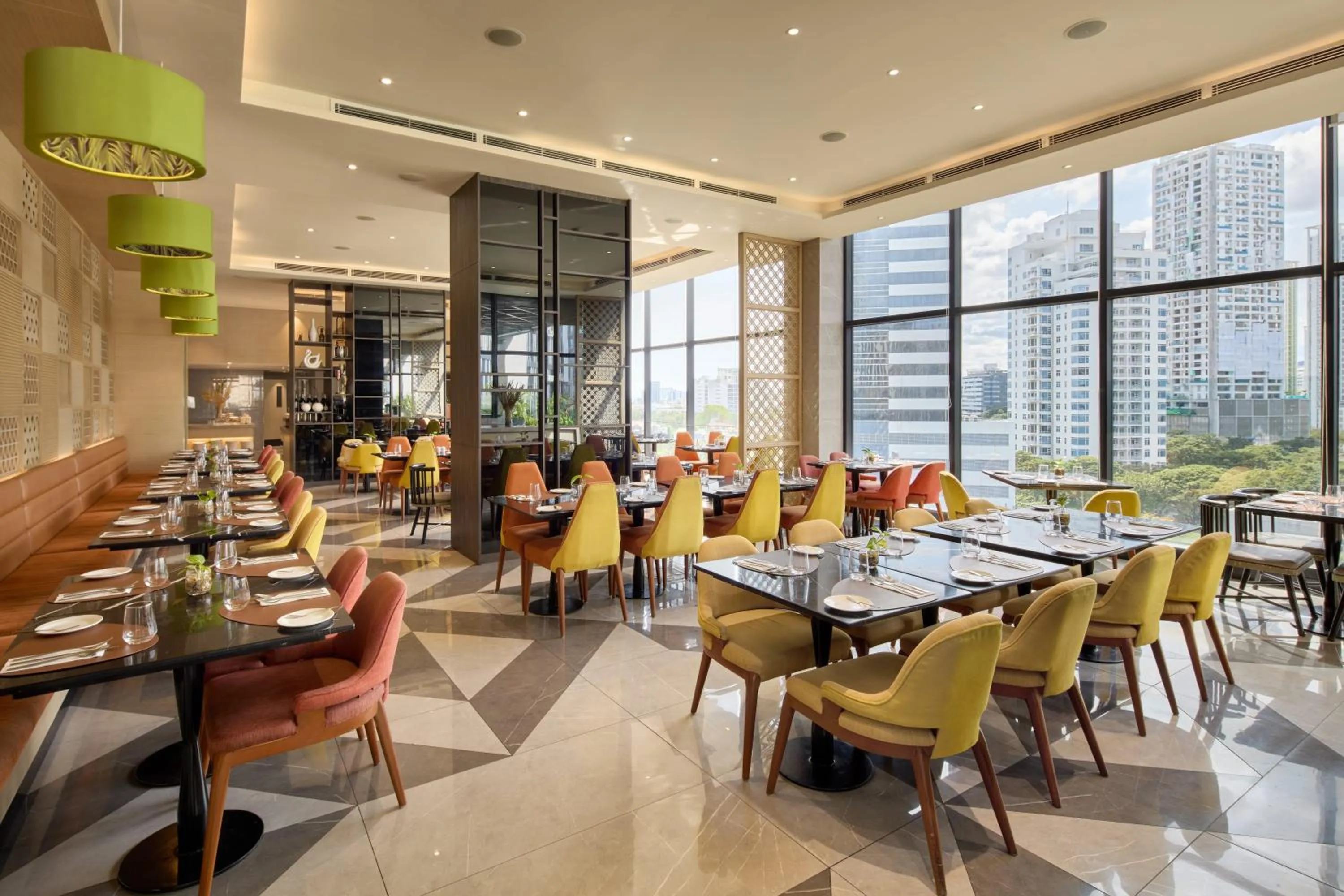 Restaurant/places to eat in Holiday Inn Cebu City by IHG