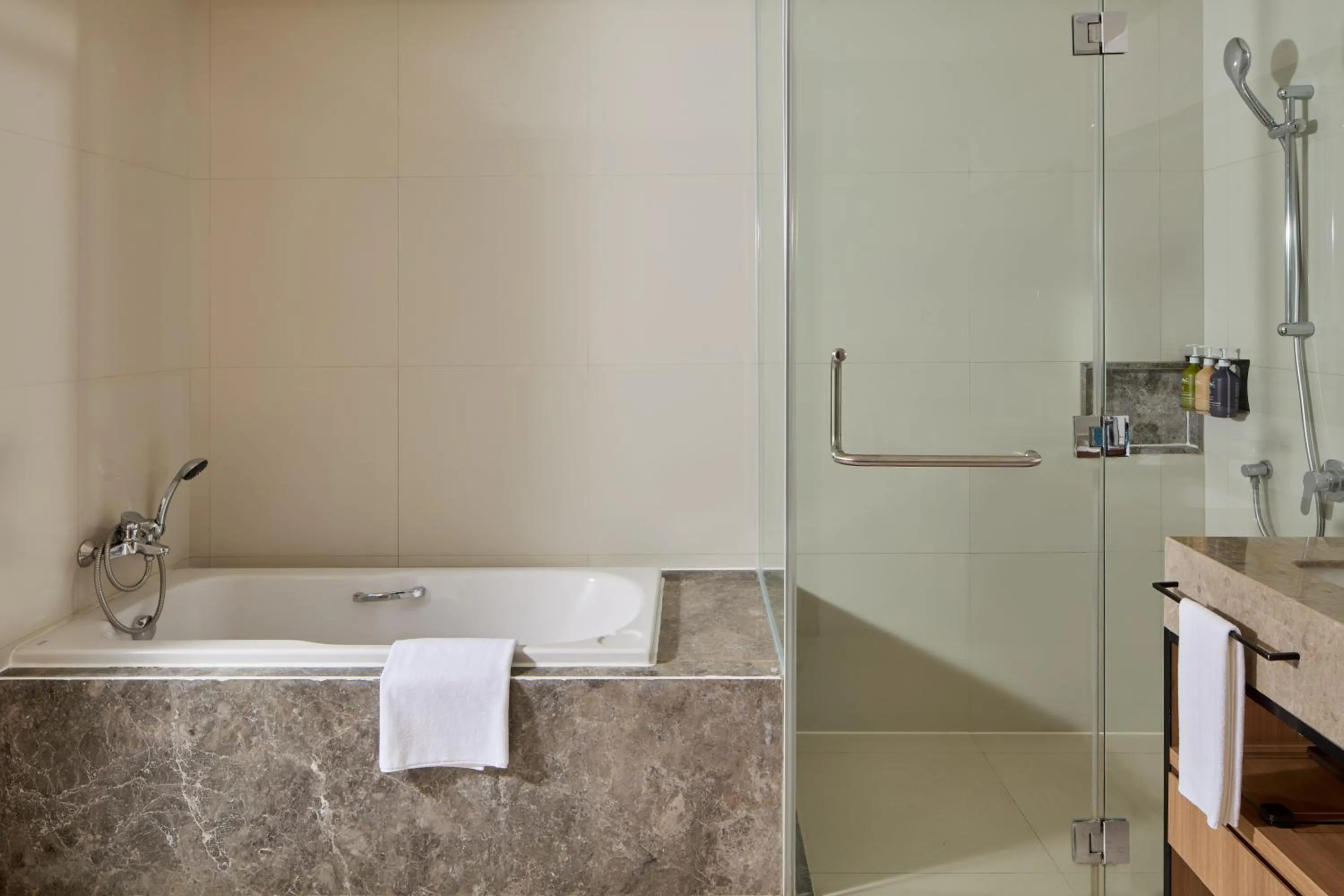 Holiday Inn Cebu City by IHG