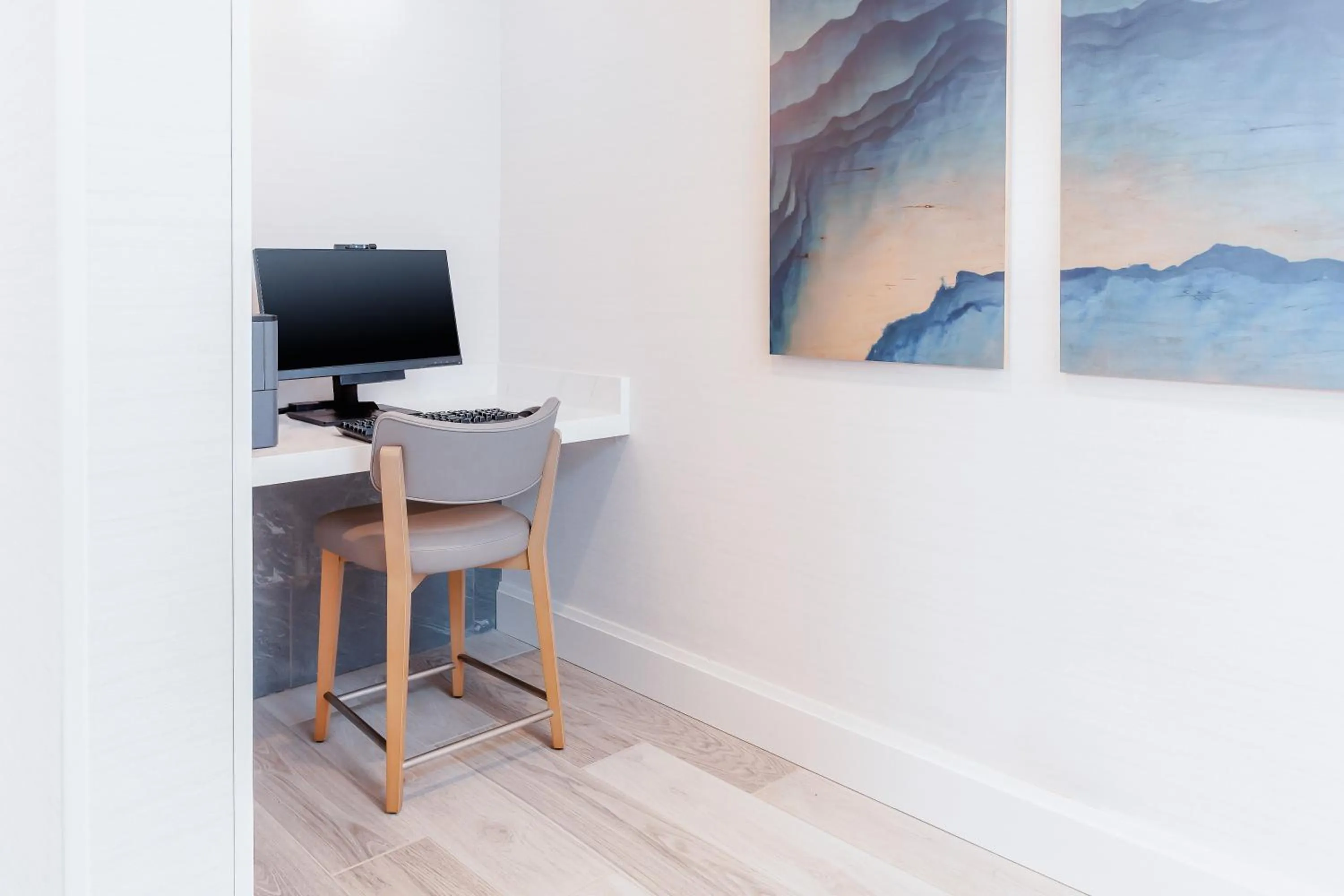 Business facilities in Staybridge Suites - San Bernardino - Loma Linda