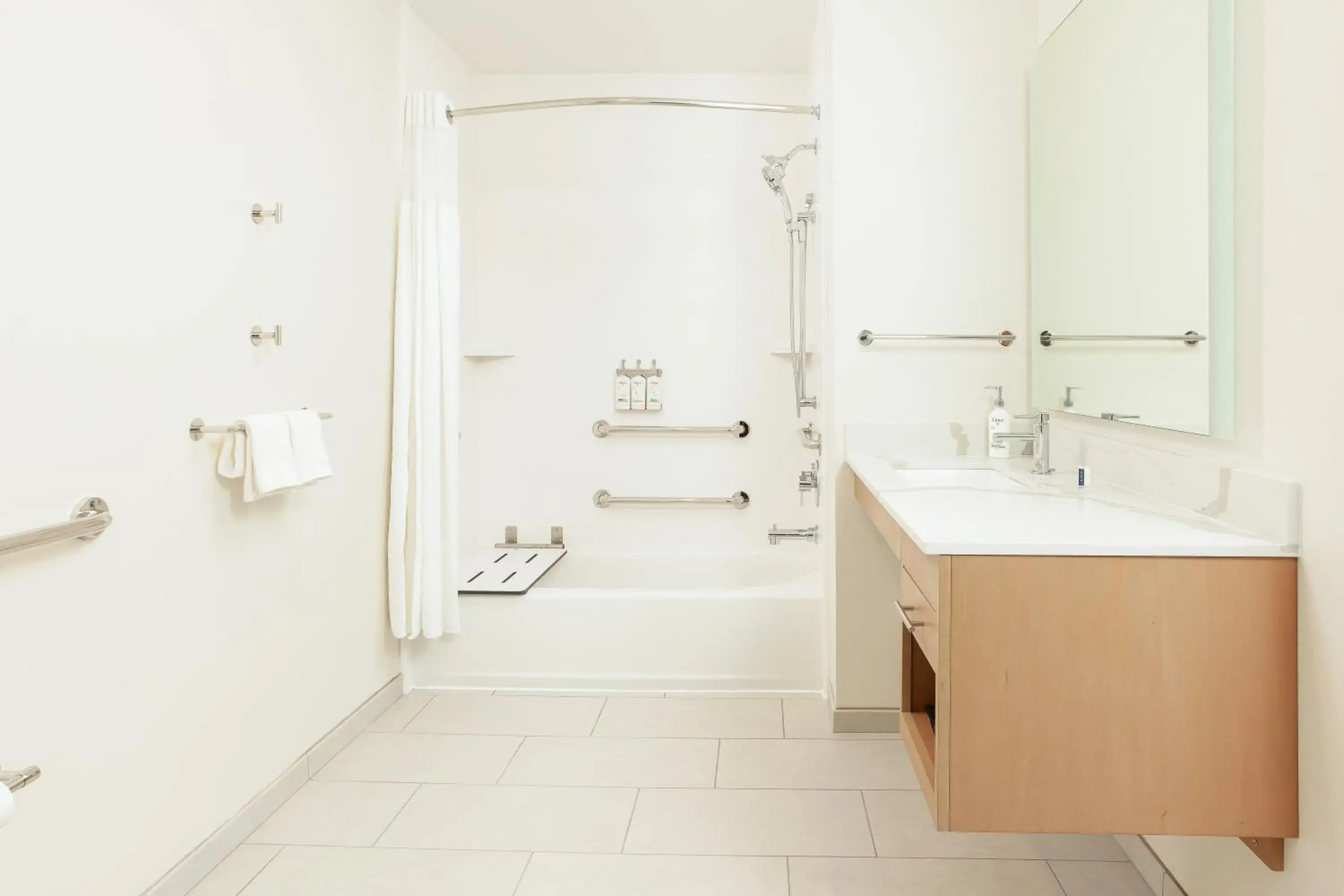 Bathroom in Staybridge Suites - San Bernardino - Loma Linda Bathroom in Staybridge Suites - San Bernardino - Loma Linda