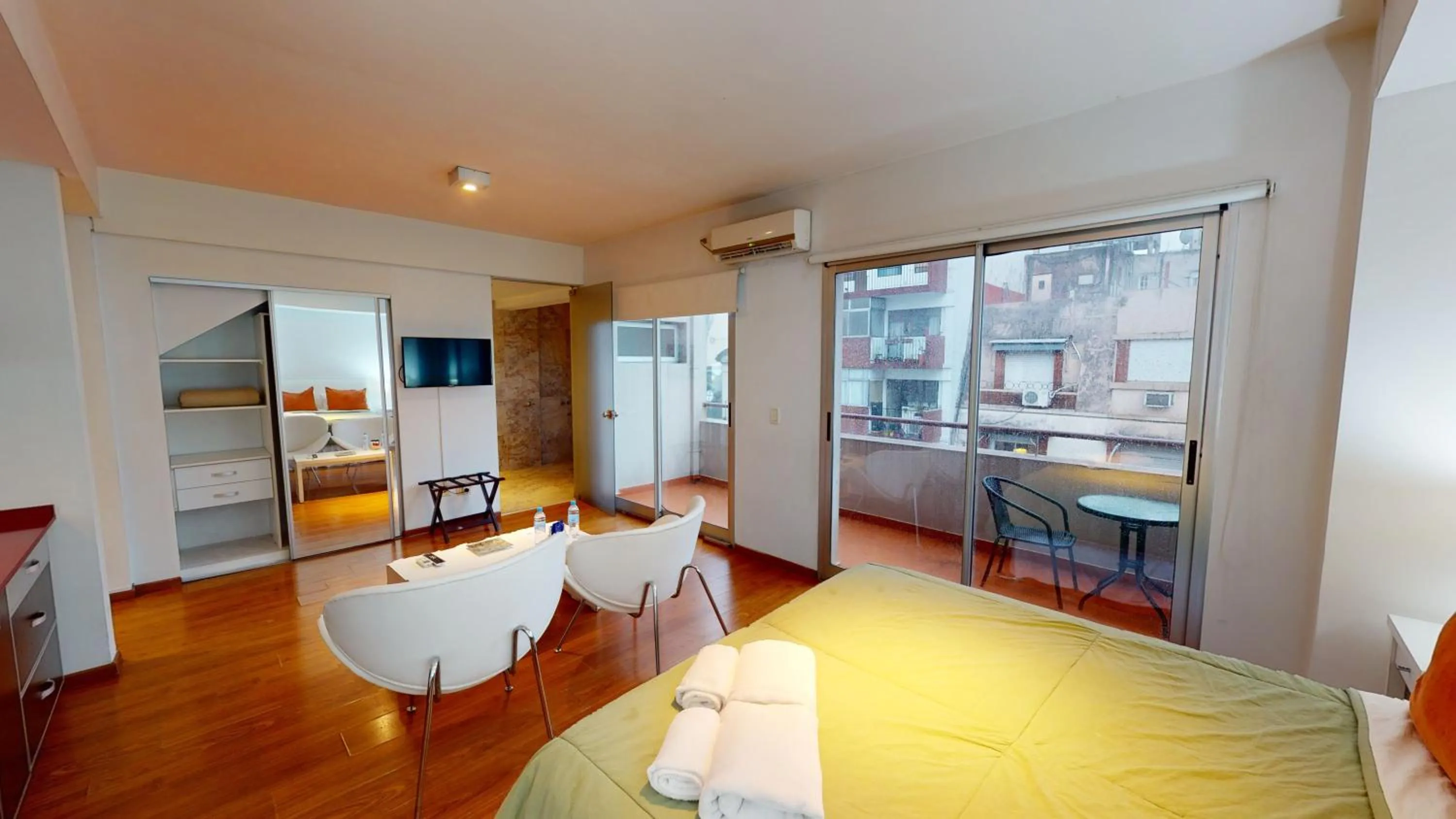 Photo of the whole room in BENS Downtown Apartments