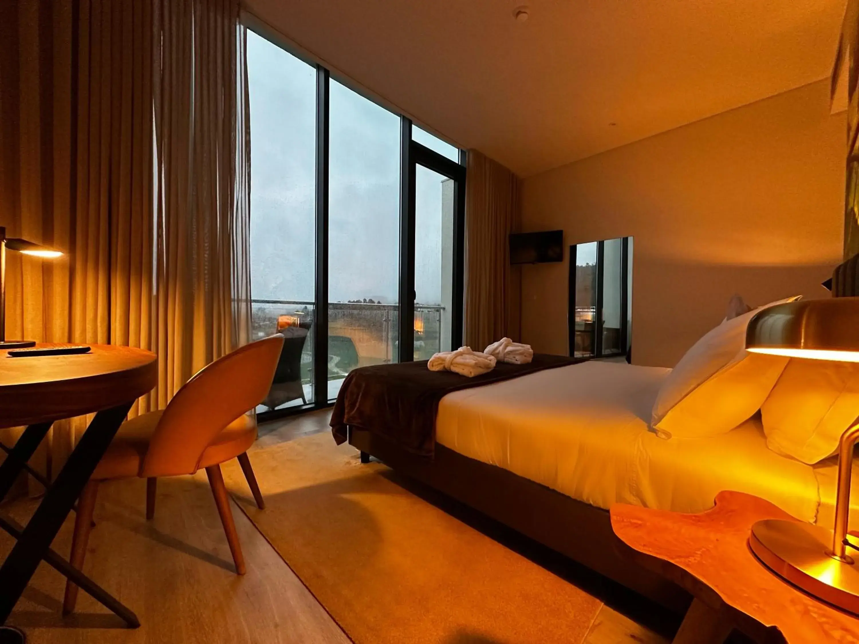 Standard Double or Twin Room with Balcony in Grapple Hotel & Spa Standard Double or Twin Room with Balcony in Grapple Hotel & Spa