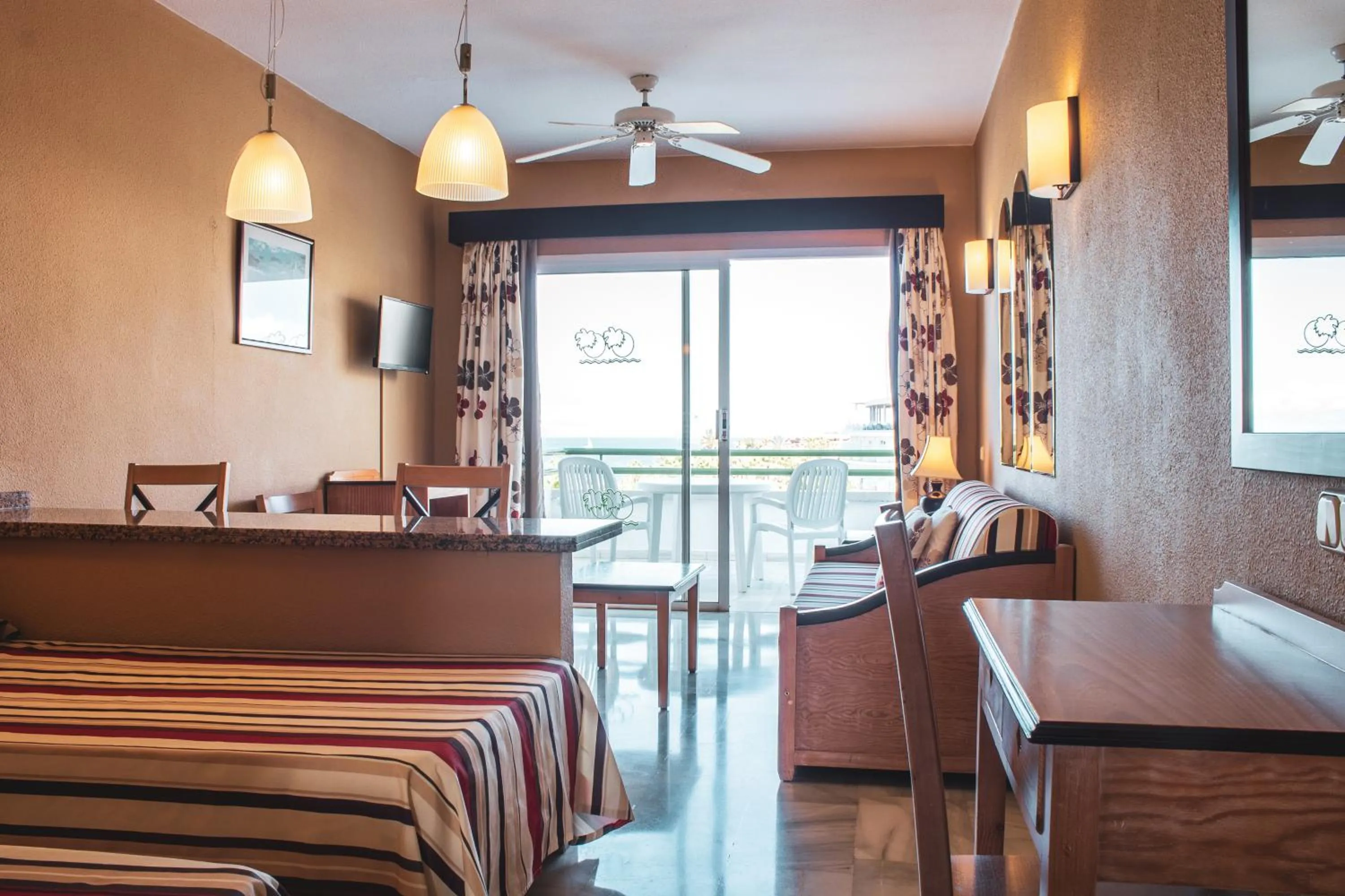 Photo of the whole room in Apartamentos El Beril Costa Adeje