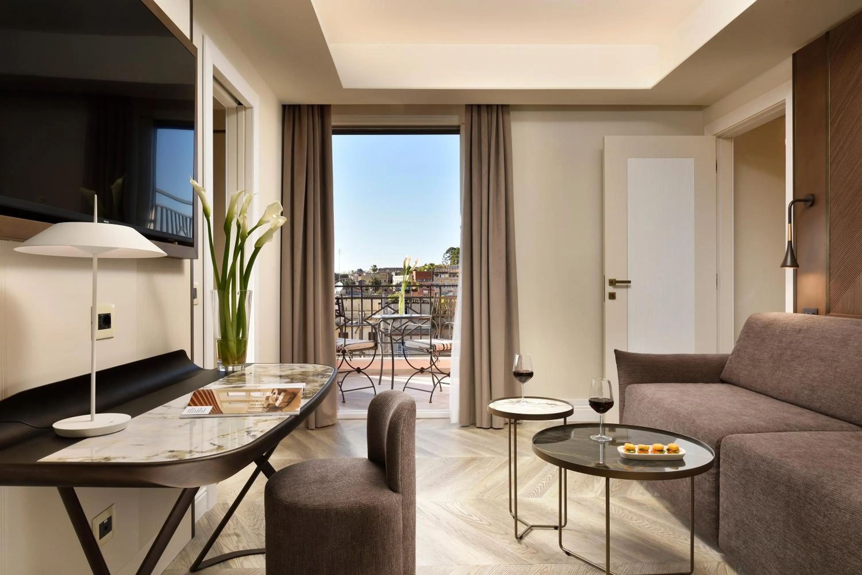 Seating area in FH55 Grand Hotel Palatino