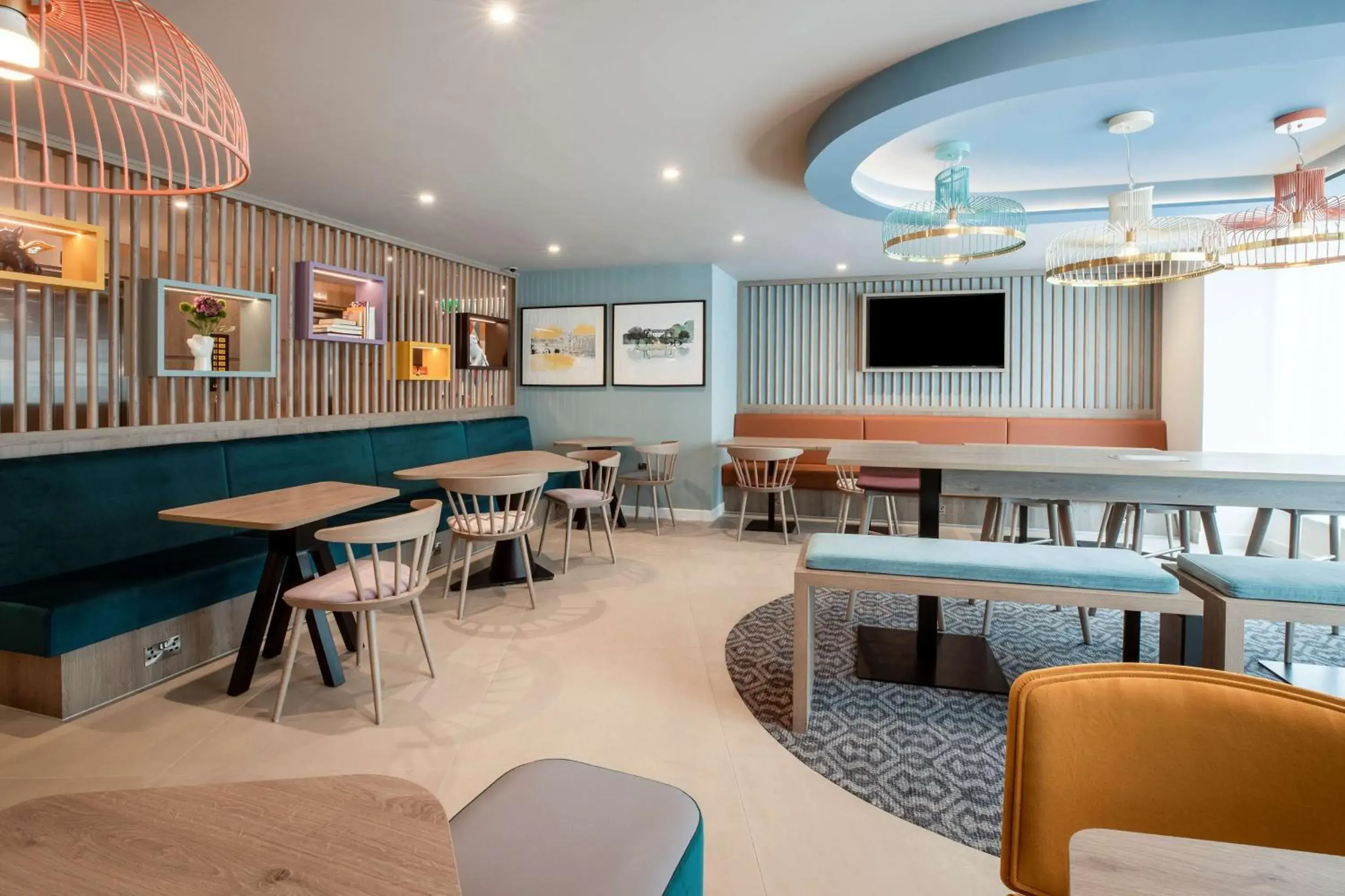 Lobby or reception in Hampton By Hilton Bath City Lobby or reception in Hampton By Hilton Bath City