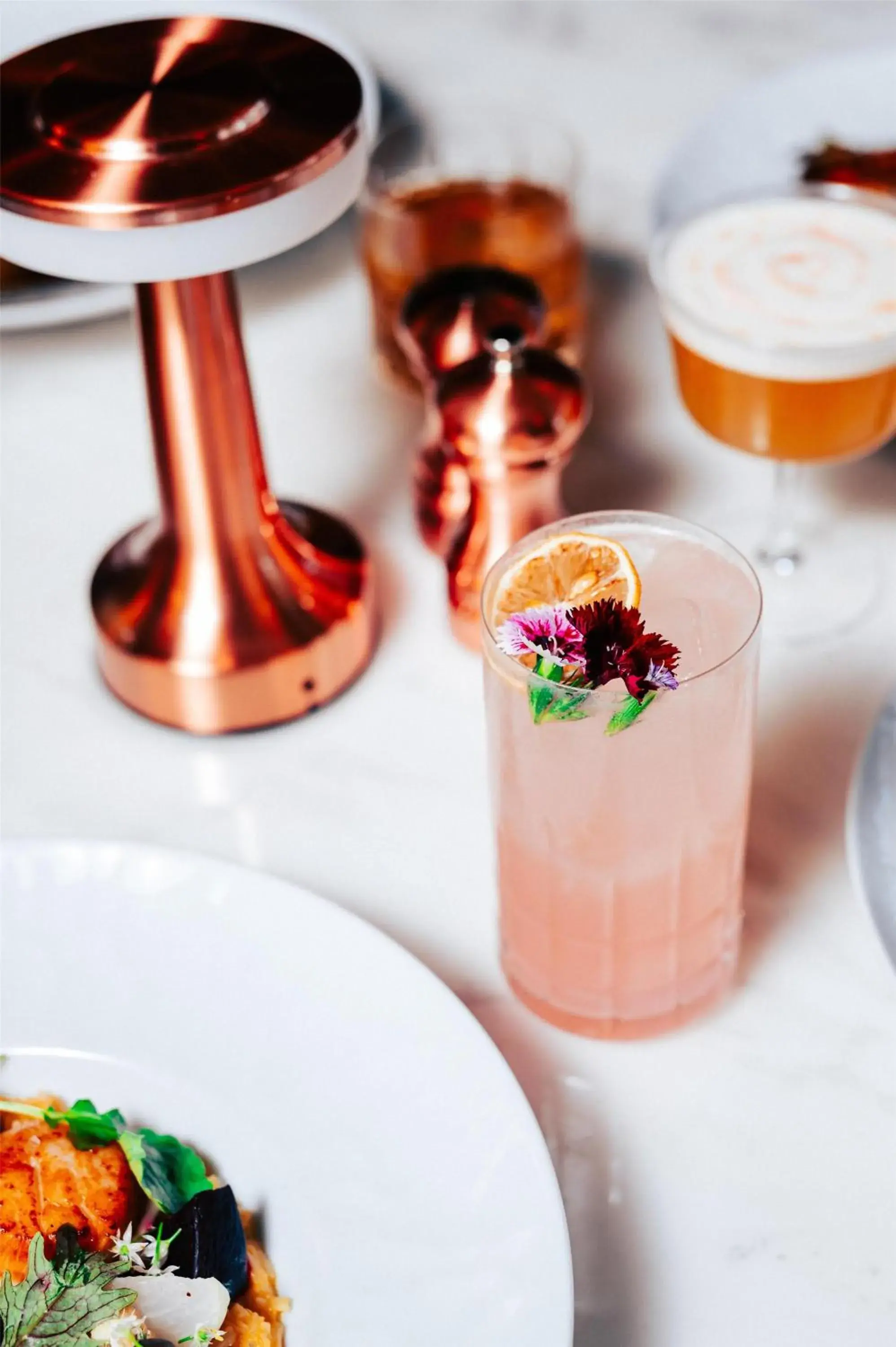 Food and drinks in Conrad Nashville Food and drinks in Conrad Nashville